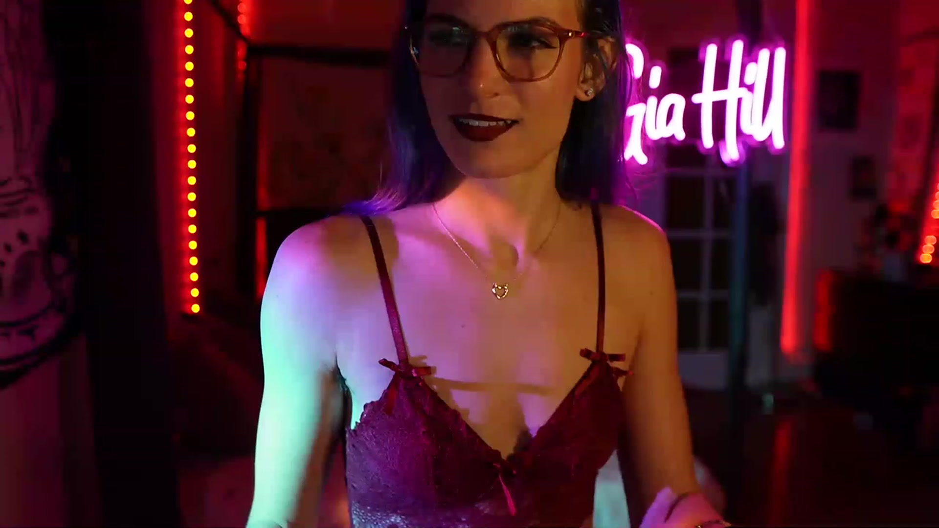 Gallery image thumbnail from Gia_Hill's myfreecams stream on, 03/08/2023, 04:10 image 20 of 20