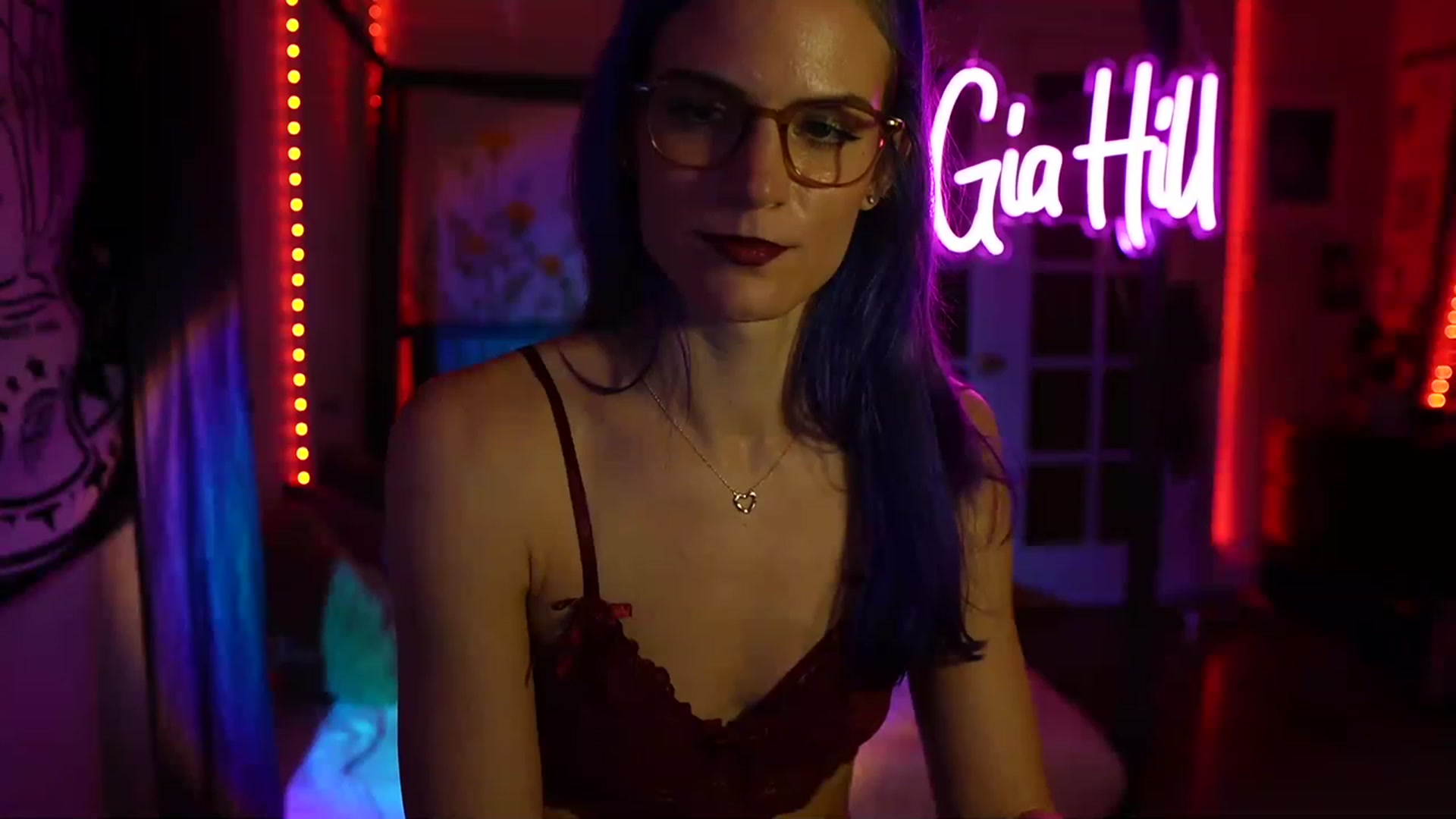 Gallery image thumbnail from Gia_Hill's myfreecams stream on, 03/08/2023, 04:44 image 14 of 20
