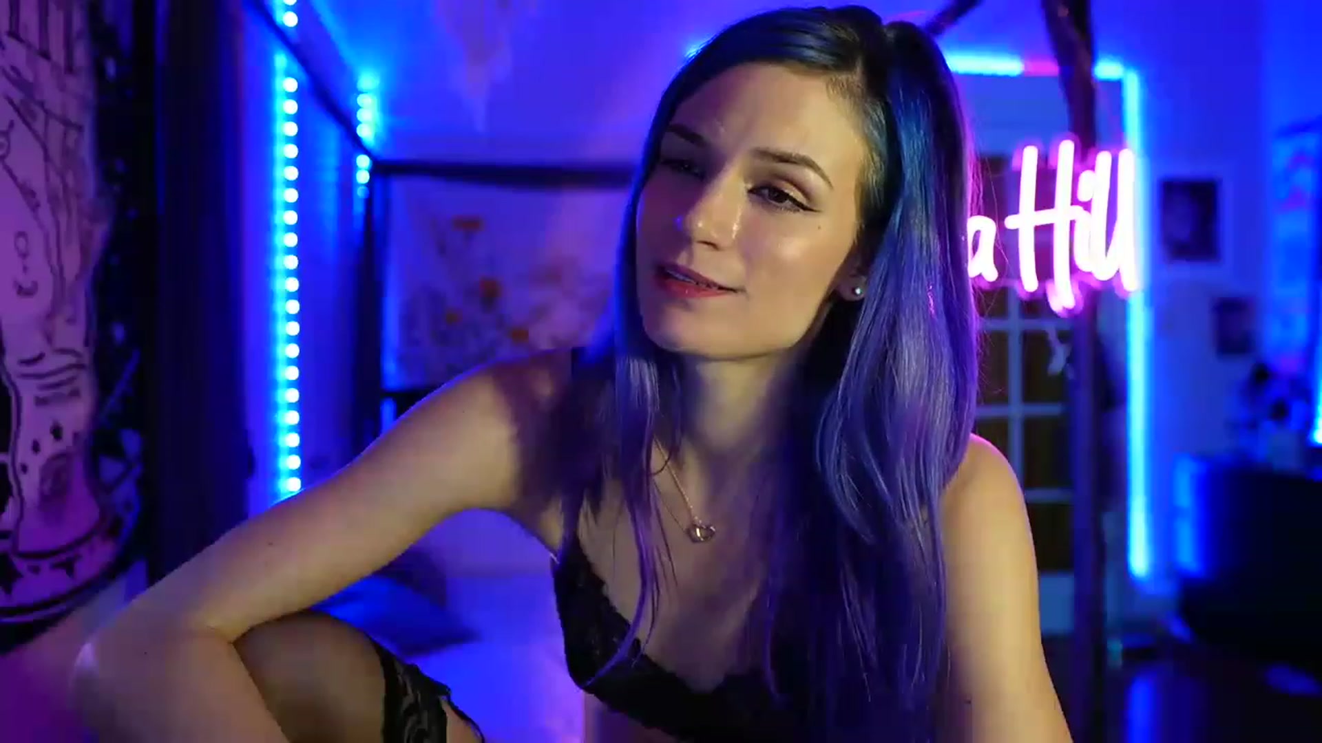 Gallery image thumbnail from Gia_Hill's myfreecams stream on, 03/09/2023, 03:13 image 4 of 20