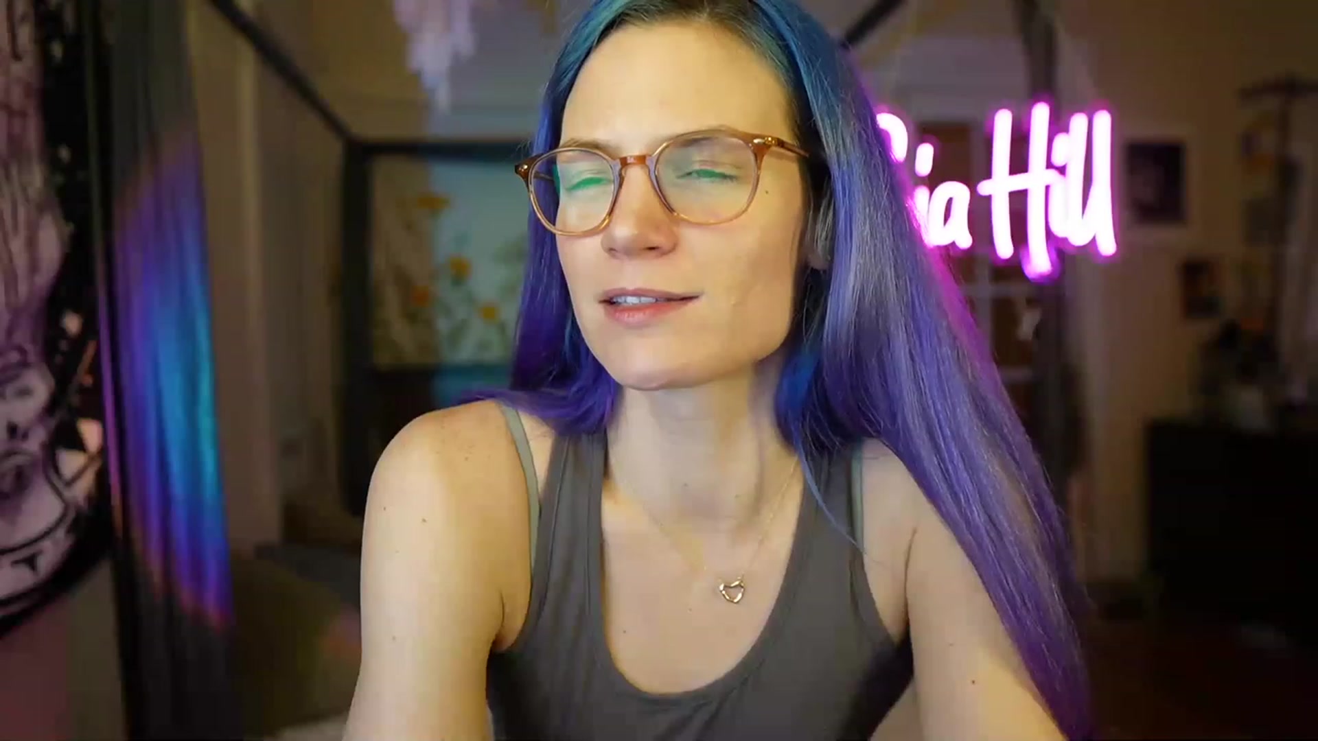 Gallery image thumbnail from Gia_Hill's myfreecams stream on, 03/10/2023, 02:52 image 14 of 20