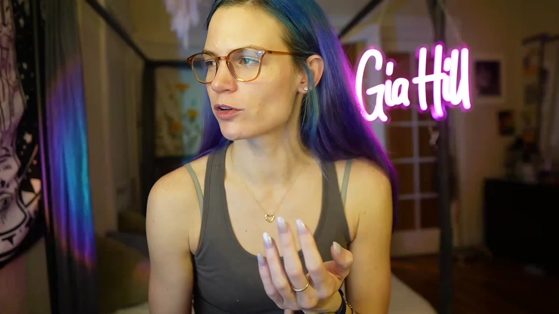Gallery image thumbnail from Gia_Hill's myfreecams stream on, 03/10/2023, 02:52 image 3 of 20