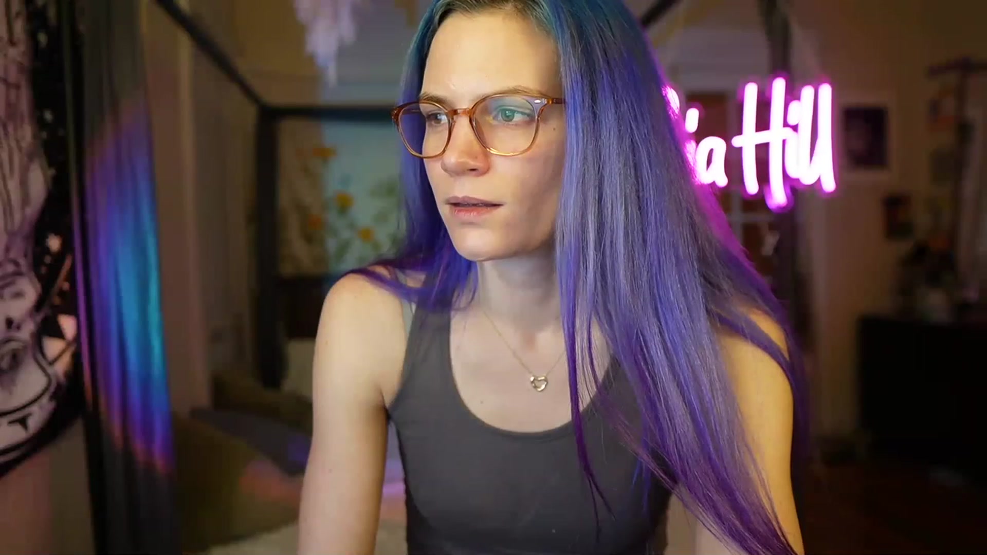 Gallery image thumbnail from Gia_Hill's myfreecams stream on, 03/10/2023, 03:23 image 2 of 20