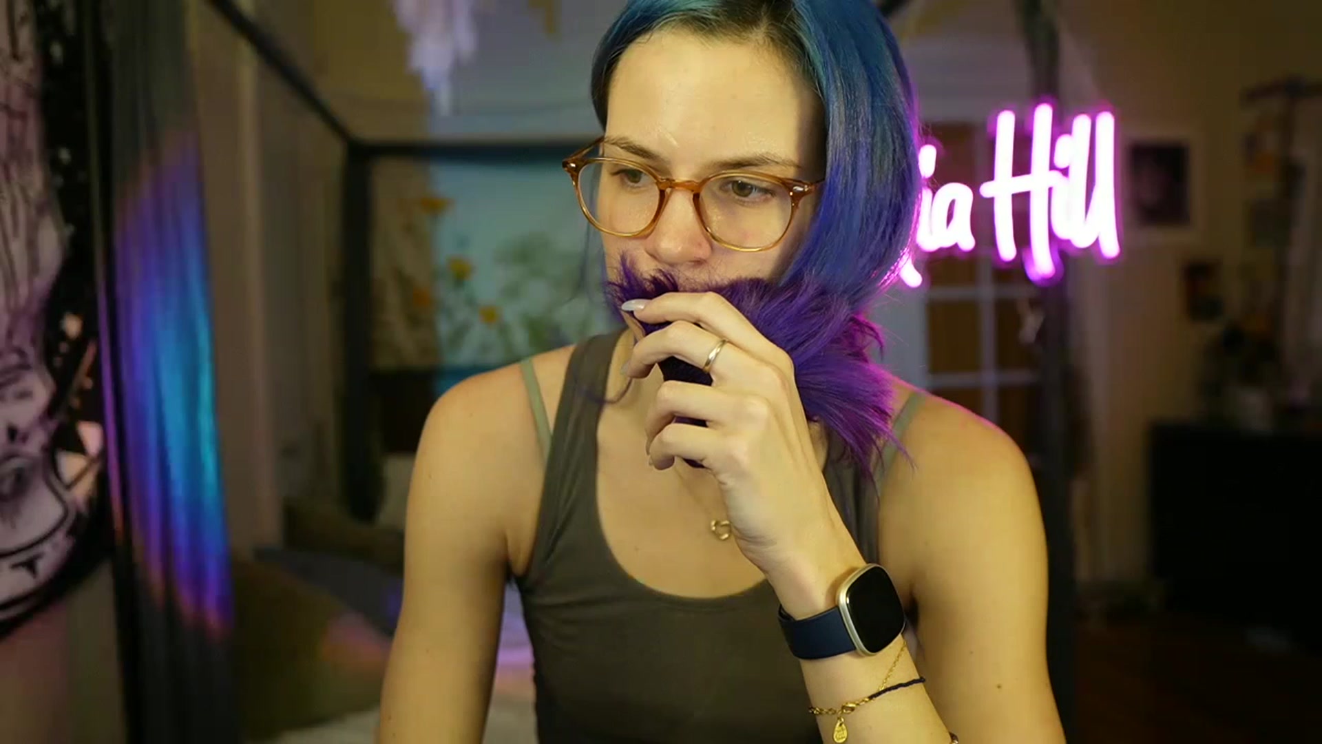 Gallery image thumbnail from Gia_Hill's myfreecams stream on, 03/10/2023, 03:23 image 11 of 20