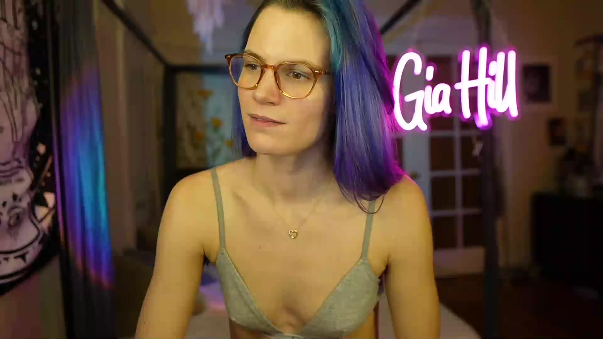 Gallery image thumbnail from Gia_Hill's myfreecams stream on, 03/10/2023, 03:47 image 17 of 20
