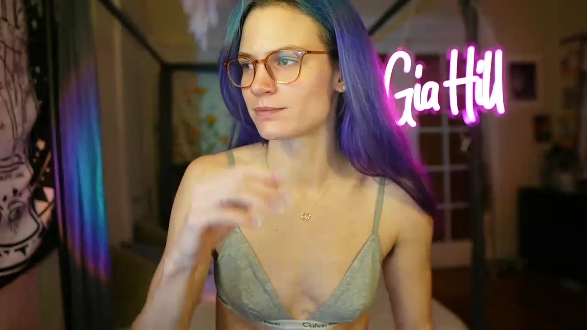 Gallery image thumbnail from Gia_Hill's myfreecams stream on, 03/10/2023, 03:47 image 6 of 20
