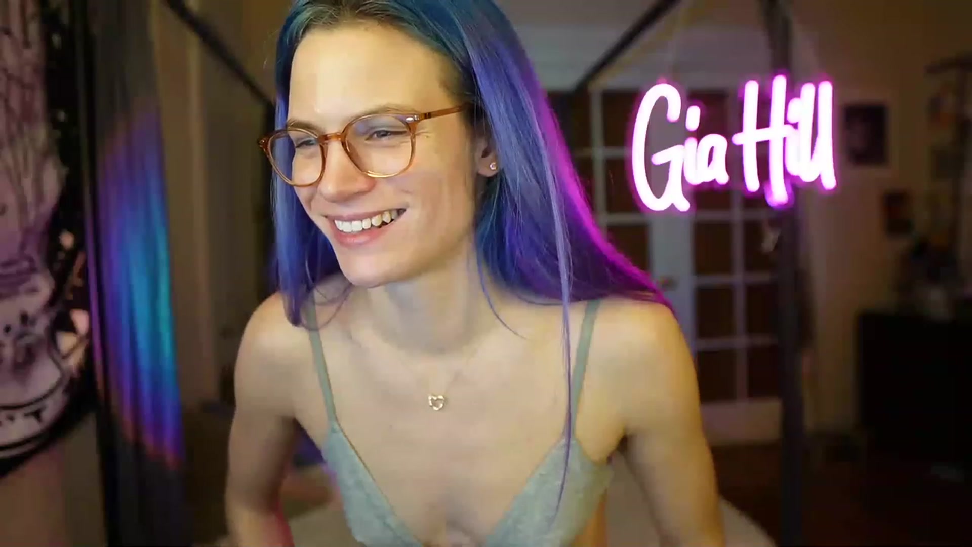 Gallery image thumbnail from Gia_Hill's myfreecams stream on, 03/10/2023, 03:47 image 15 of 20