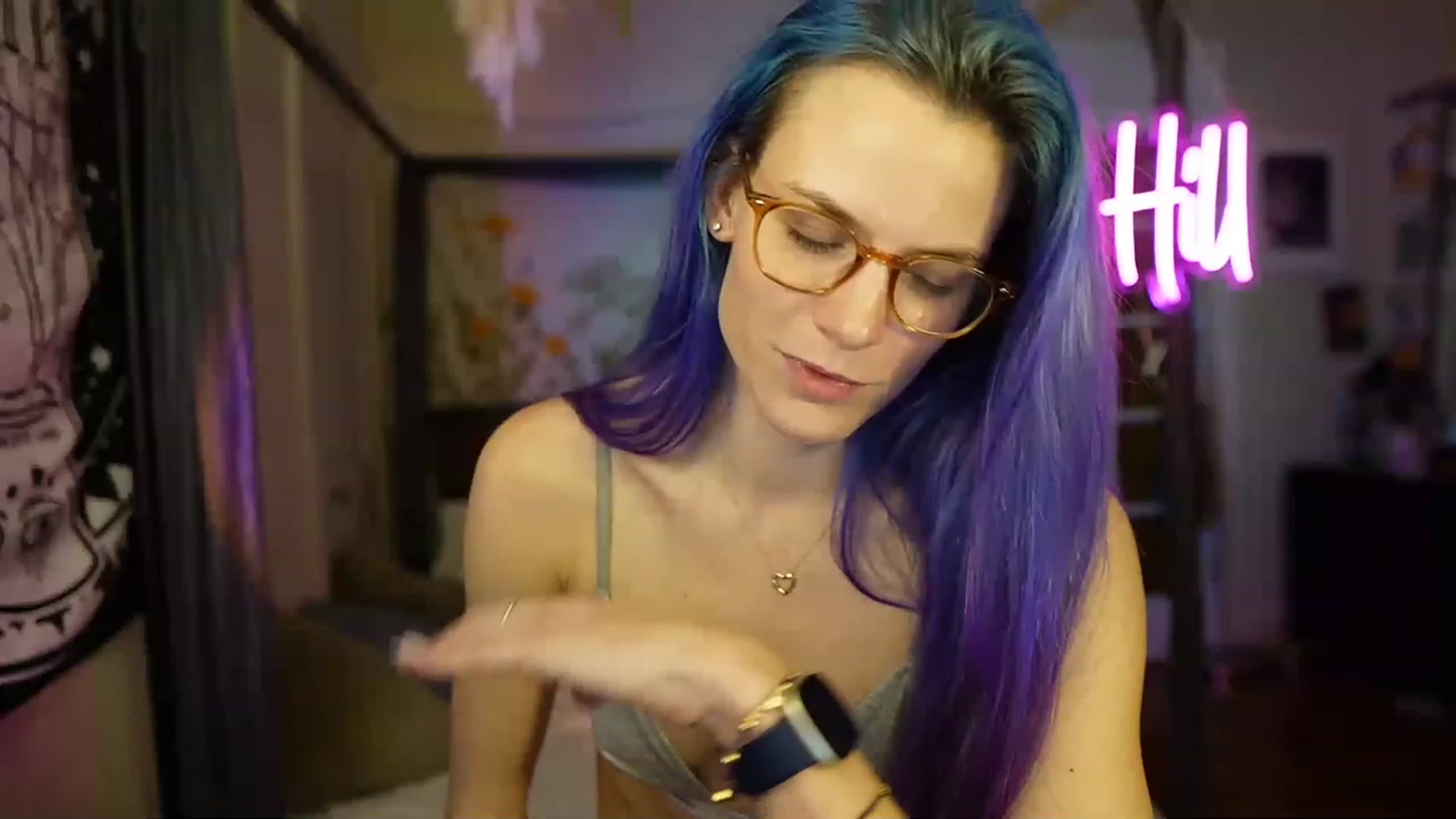 Gallery image thumbnail from Gia_Hill's myfreecams stream on, 03/10/2023, 05:05 image 5 of 20