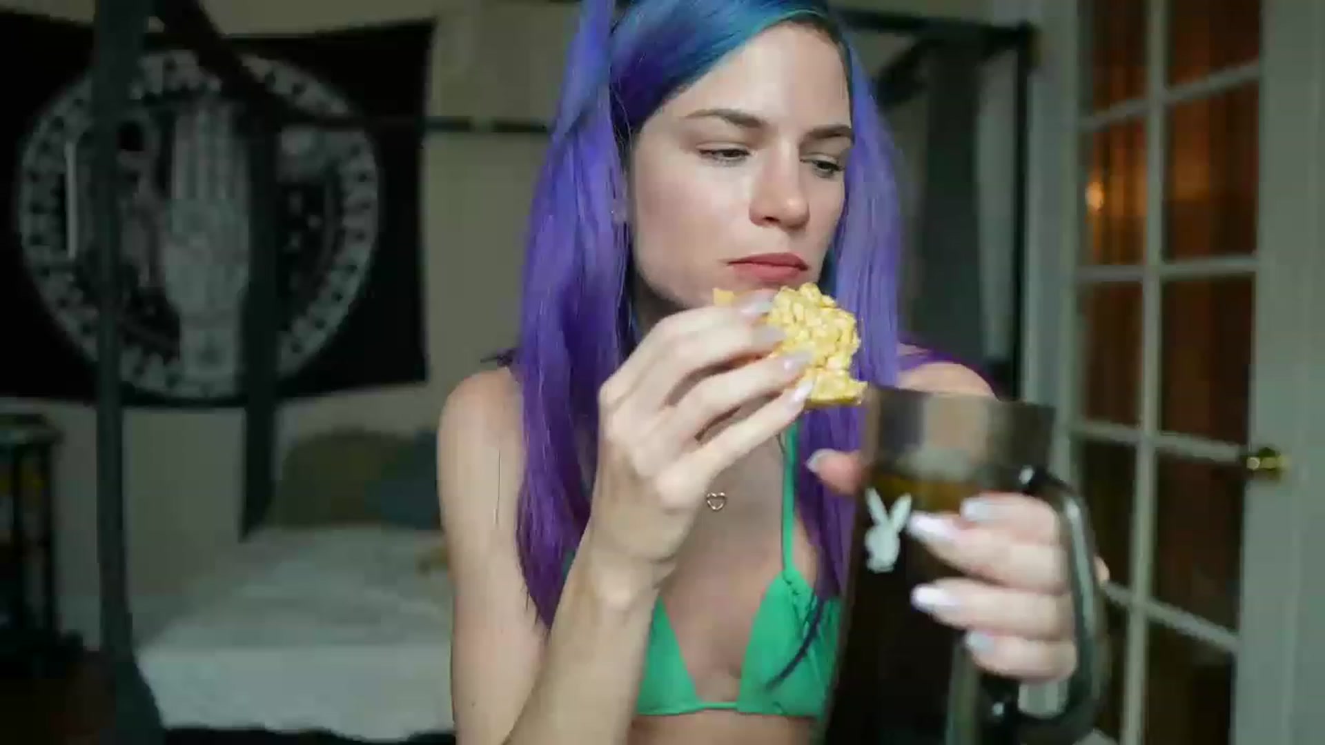 Gallery image thumbnail from Gia_Hill's myfreecams stream on, 03/11/2023, 22:26 image 4 of 20