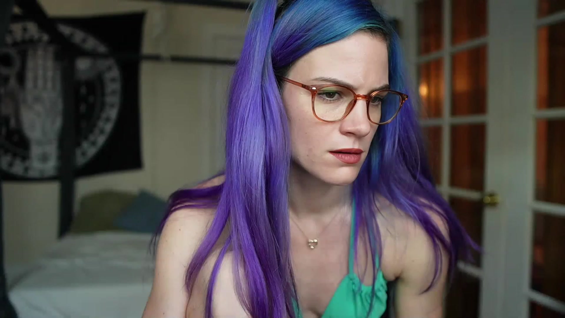Gallery image thumbnail from Gia_Hill's myfreecams stream on, 03/12/2023, 24:18 image 1 of 20