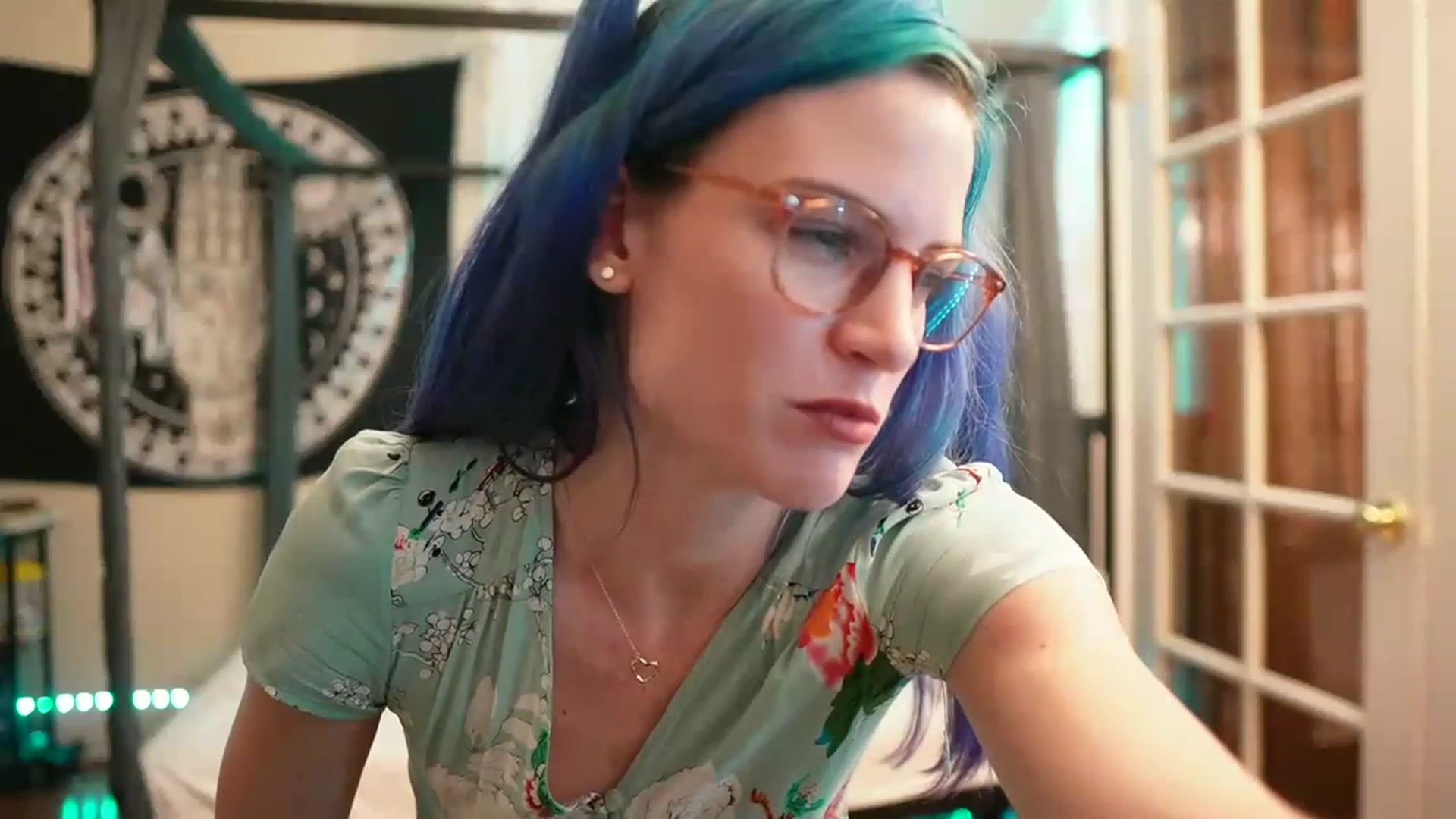 Gallery image thumbnail from Gia_Hill's myfreecams stream on, 03/12/2023, 04:31 image 3 of 20