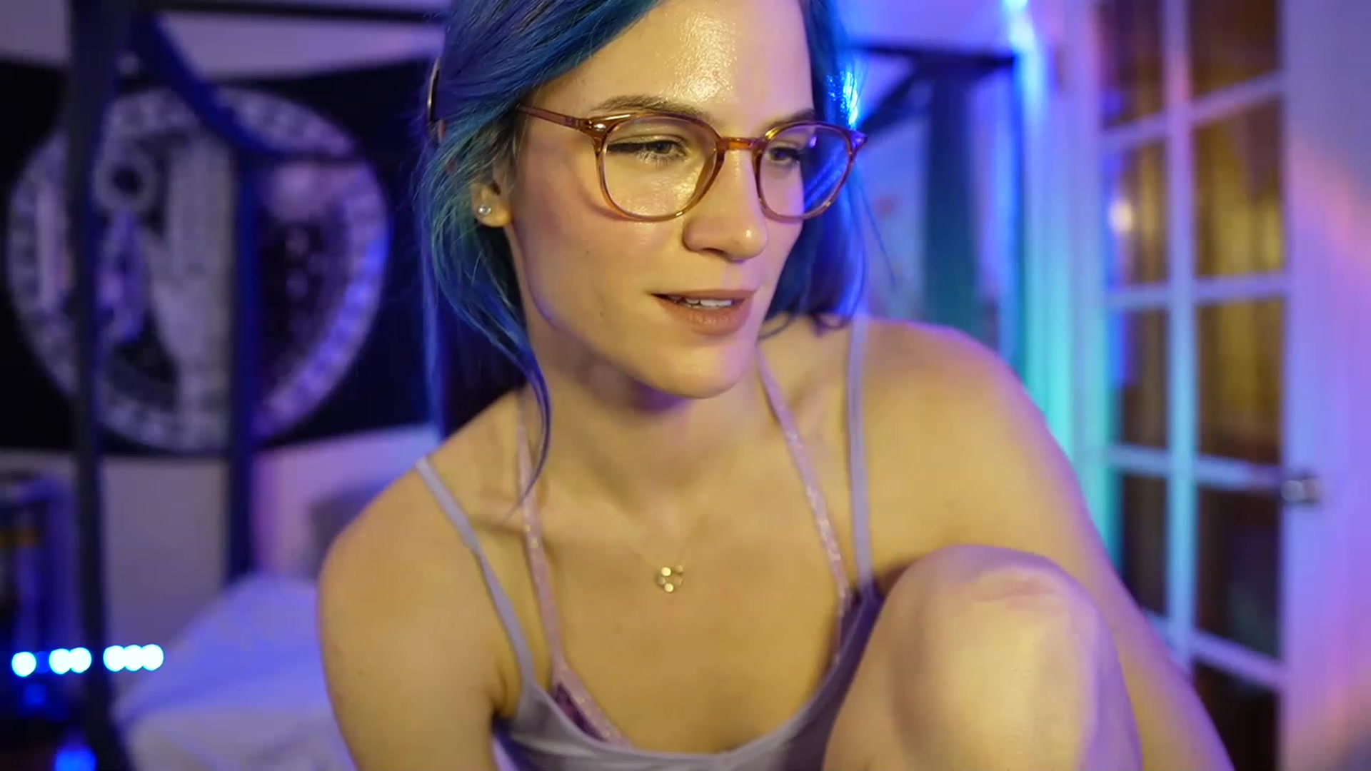 Gallery image thumbnail from Gia_Hill's myfreecams stream on, 03/14/2023, 01:56 image 7 of 20