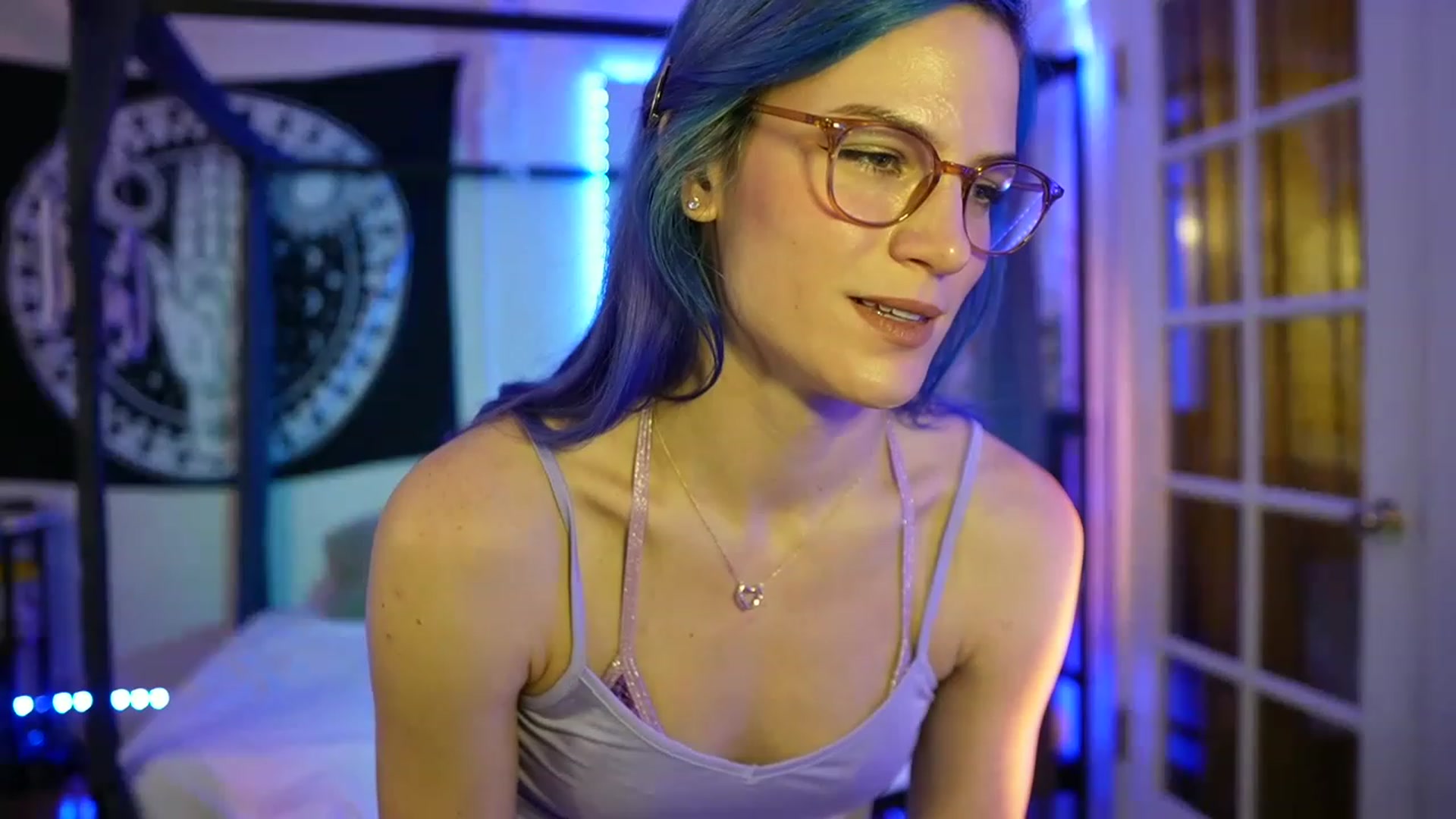 Gallery image thumbnail from Gia_Hill's myfreecams stream on, 03/14/2023, 01:56 image 3 of 20