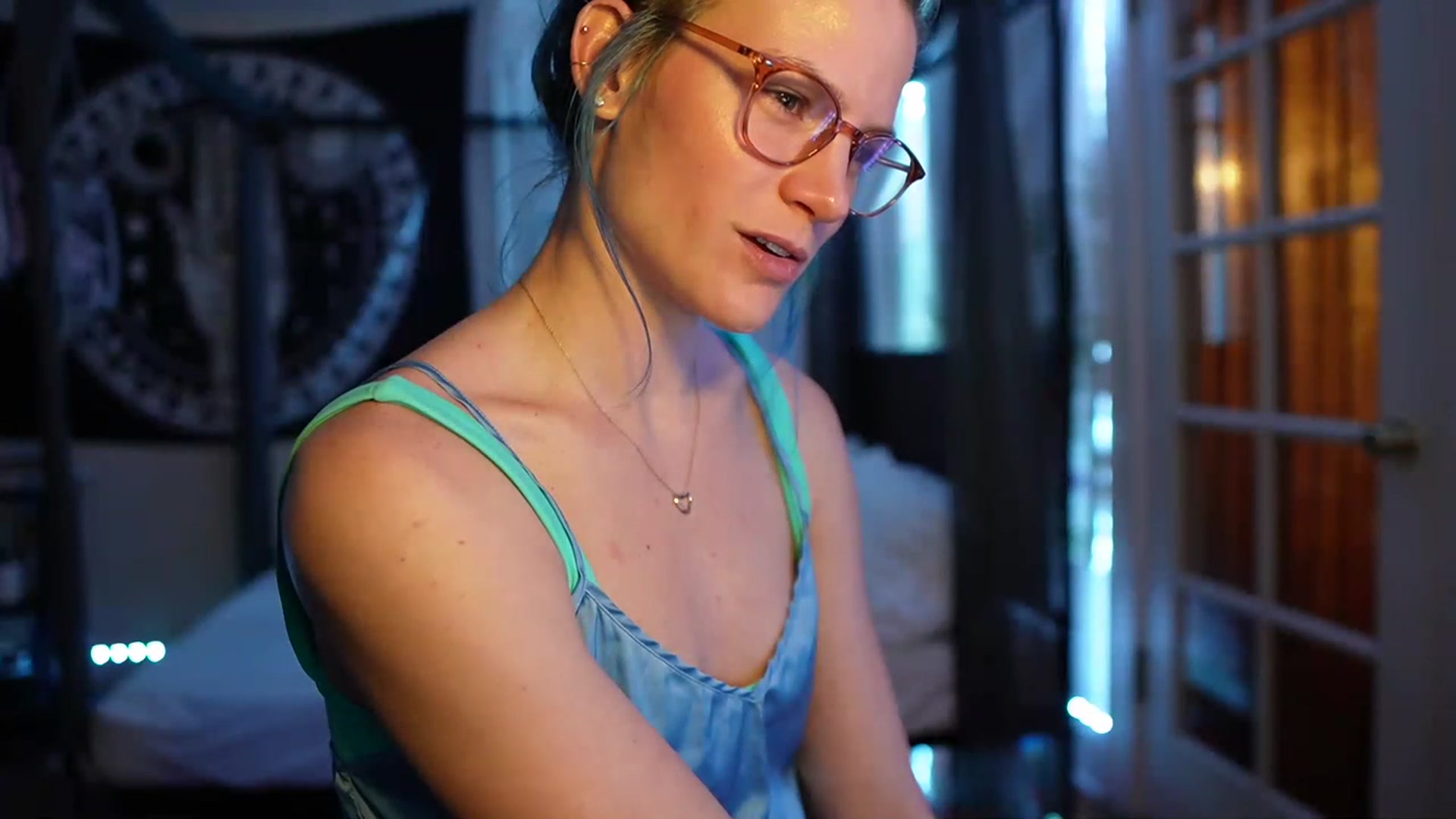 Gallery image thumbnail from Gia_Hill's myfreecams stream on, 03/15/2023, 02:51 image 11 of 20