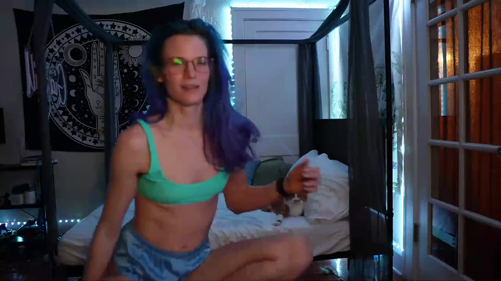 Gallery image thumbnail from Gia_Hill's myfreecams stream on, 03/15/2023, 03:03 image 4 of 20