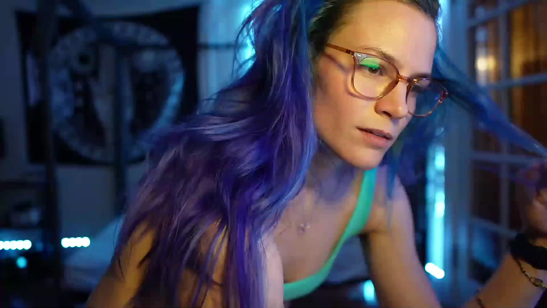 Gallery image thumbnail from Gia_Hill's myfreecams stream on, 03/15/2023, 03:03 image 1 of 20