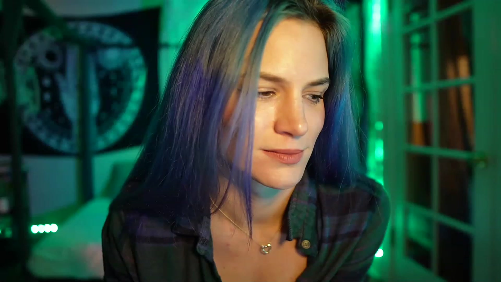Gallery image thumbnail from Gia_Hill's myfreecams stream on, 03/16/2023, 01:26 image 17 of 20