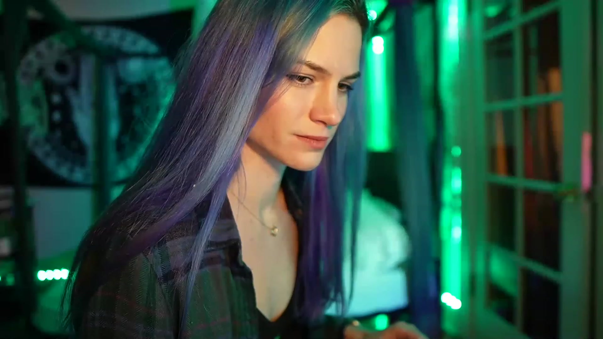 Gallery image thumbnail from Gia_Hill's myfreecams stream on, 03/16/2023, 01:26 image 16 of 20