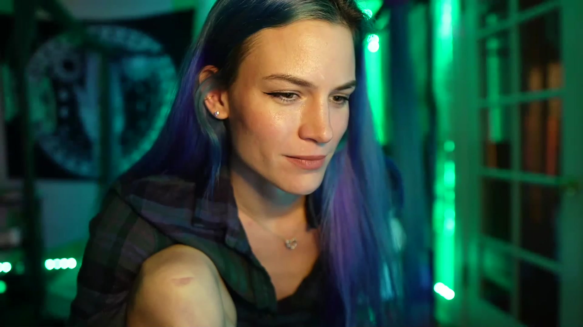 Gallery image thumbnail from Gia_Hill's myfreecams stream on, 03/16/2023, 01:26 image 2 of 20