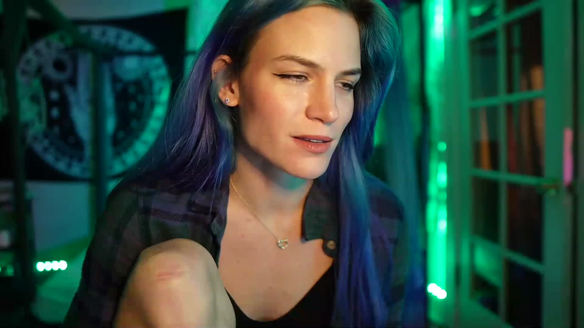 Gallery image thumbnail from Gia_Hill's myfreecams stream on, 03/16/2023, 01:26 image 15 of 20