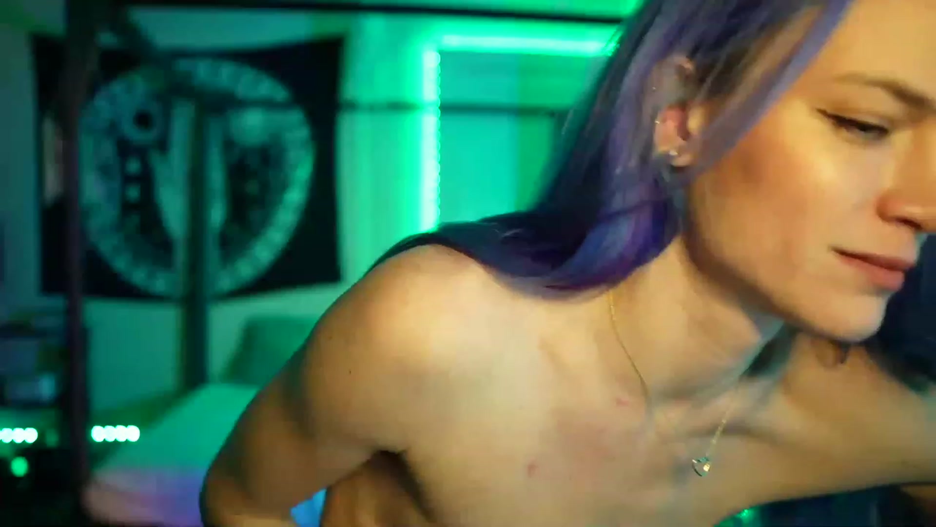 Gallery image thumbnail from Gia_Hill's myfreecams stream on, 03/16/2023, 03:09 image 10 of 20
