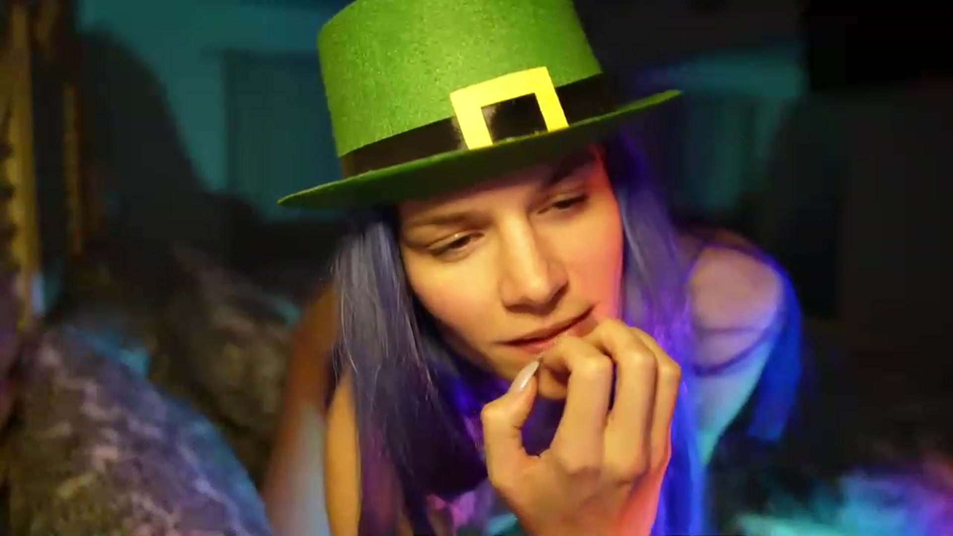 Gallery image thumbnail from Gia_Hill's myfreecams stream on, 03/17/2023, 06:18 image 19 of 20