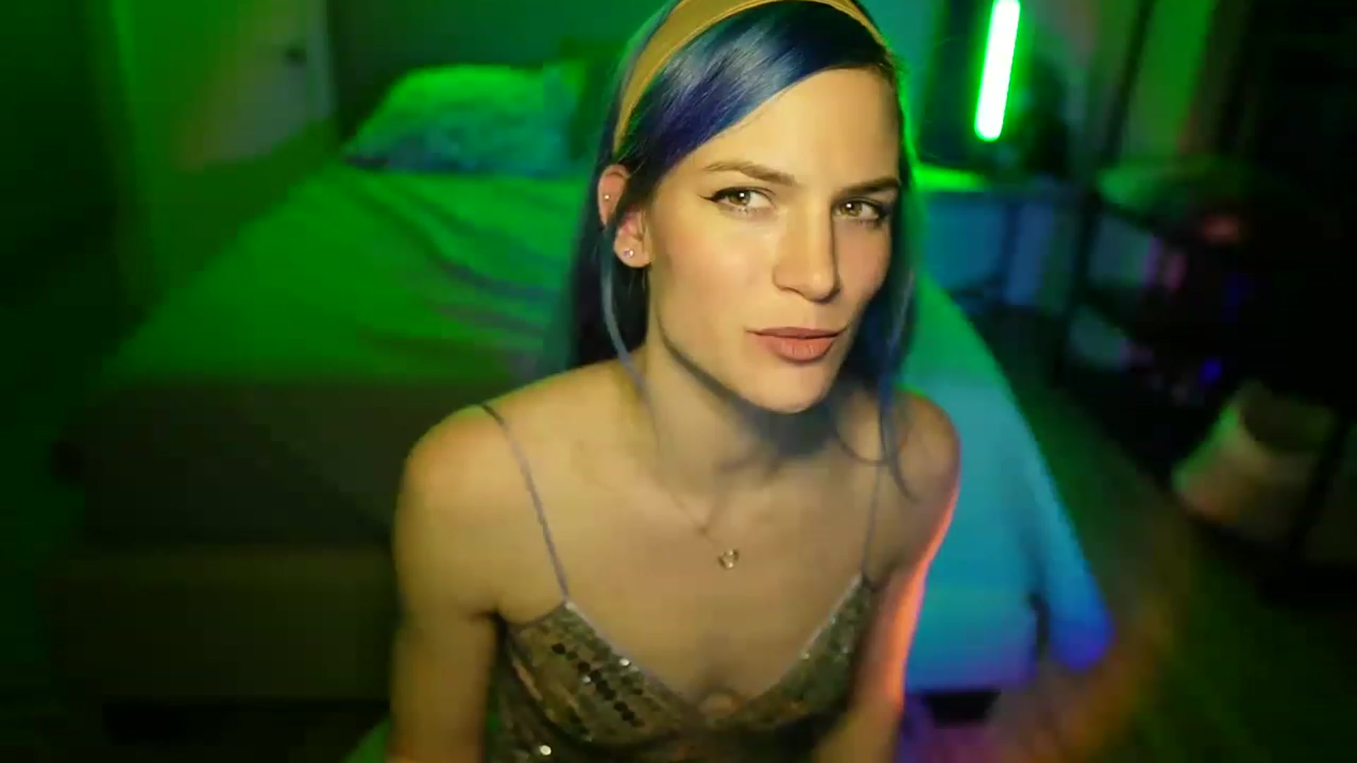 Gallery image thumbnail from Gia_Hill's myfreecams stream on, 03/18/2023, 05:56 image 4 of 20