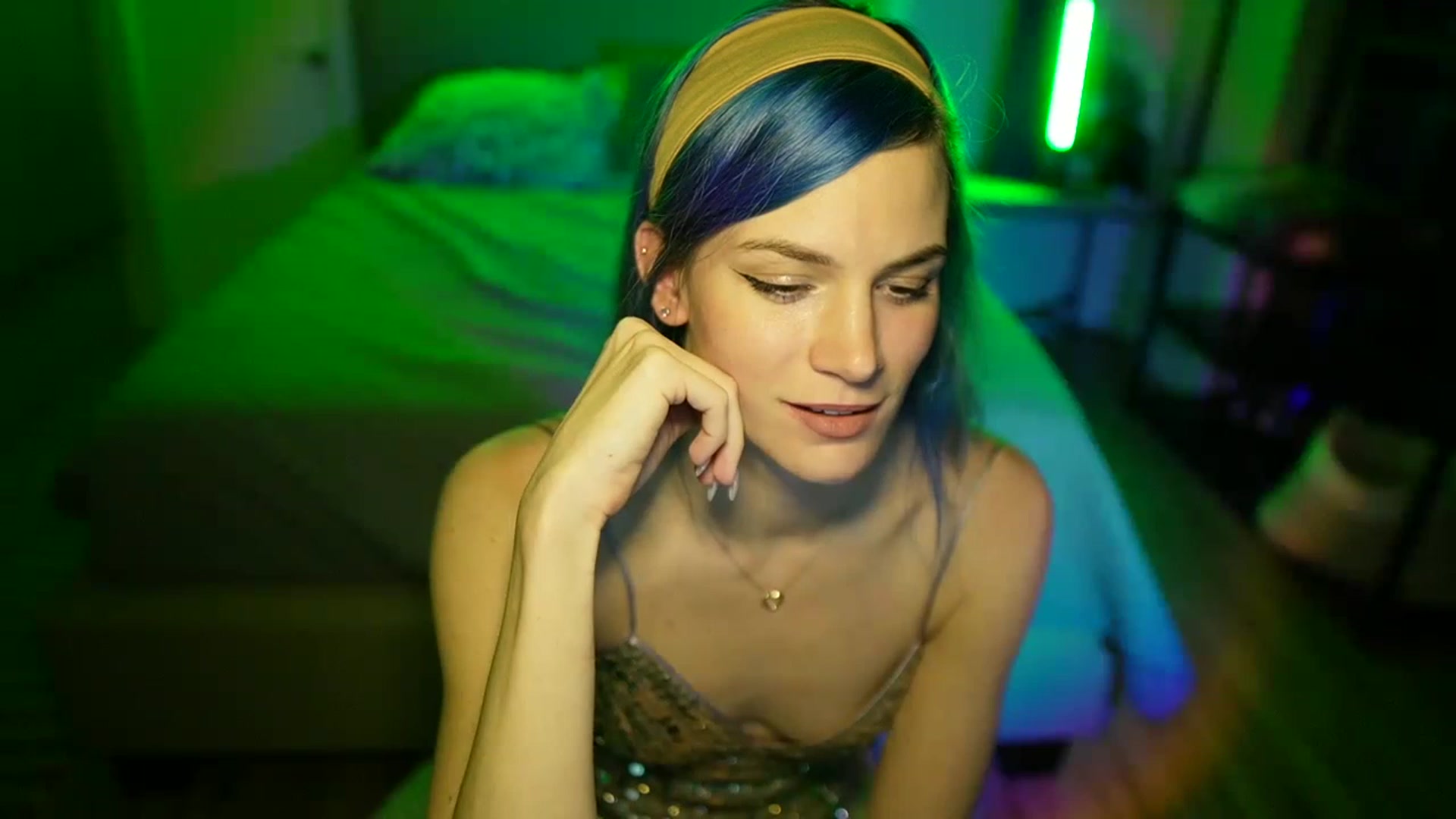 Gallery image thumbnail from Gia_Hill's myfreecams stream on, 03/18/2023, 05:56 image 3 of 20