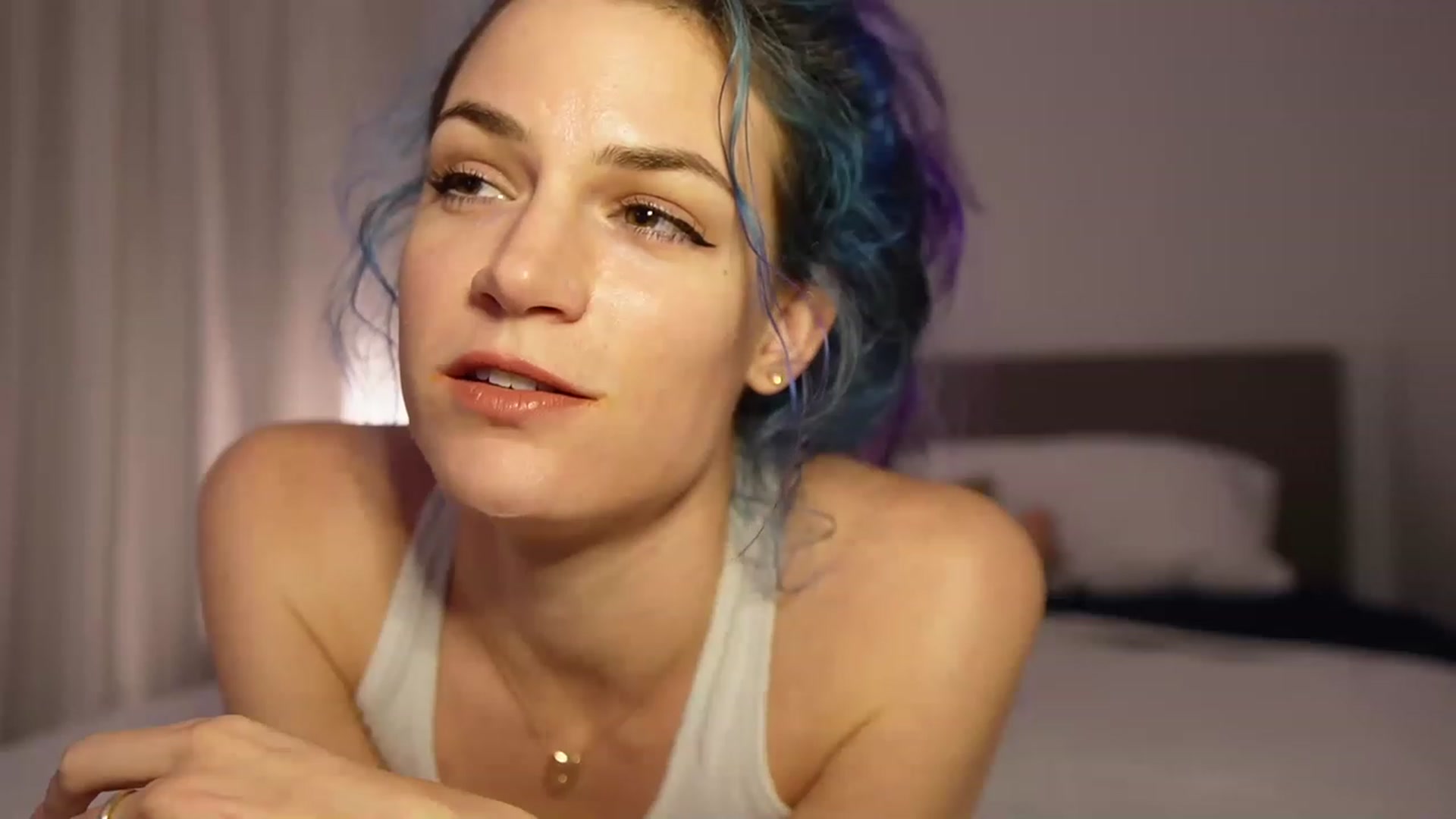 Gallery image thumbnail from Gia_Hill's myfreecams stream on, 03/26/2023, 03:36 image 9 of 20