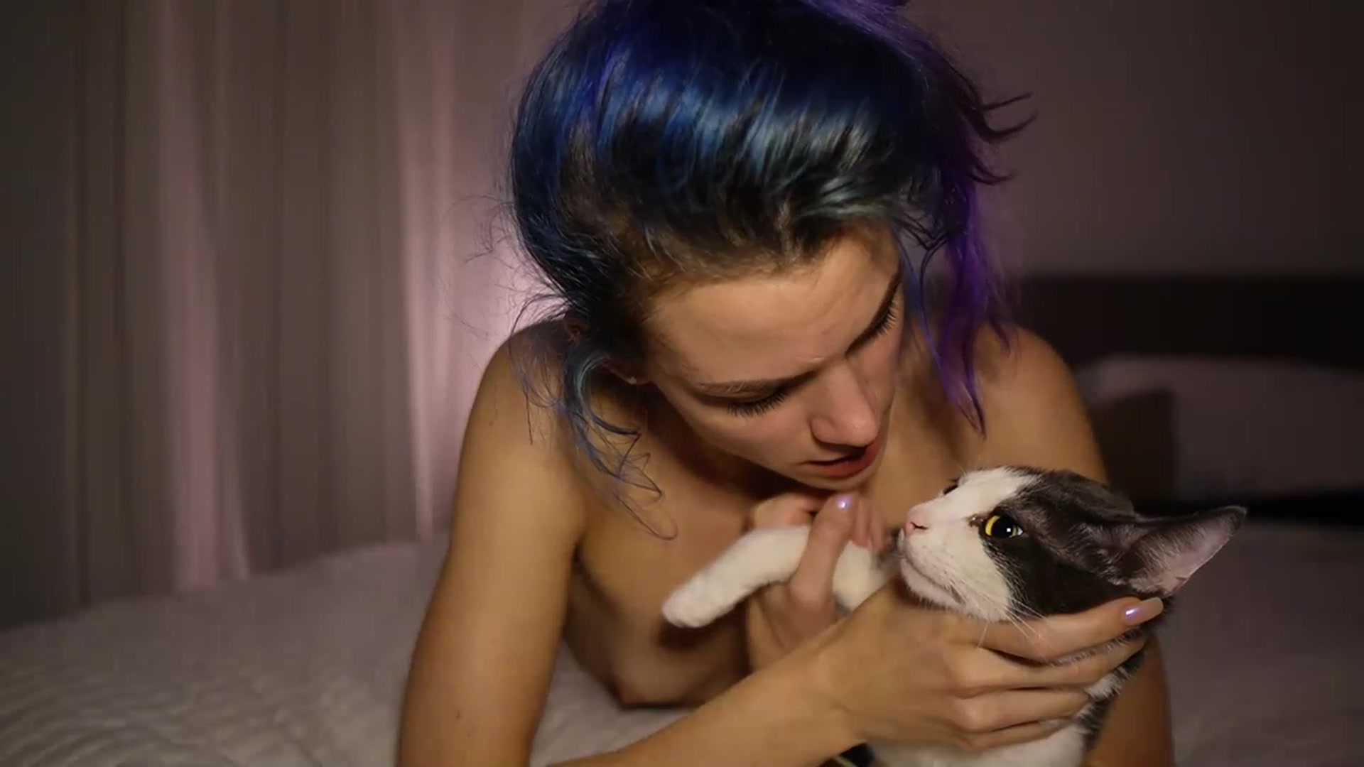 Gallery image thumbnail from Gia_Hill's myfreecams stream on, 03/26/2023, 06:28 image 17 of 20