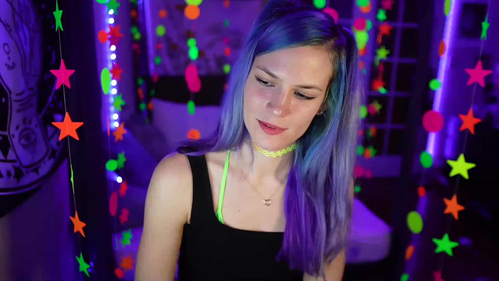 Gallery image thumbnail from Gia_Hill's myfreecams stream on, 04/01/2023, 02:46 image 5 of 20