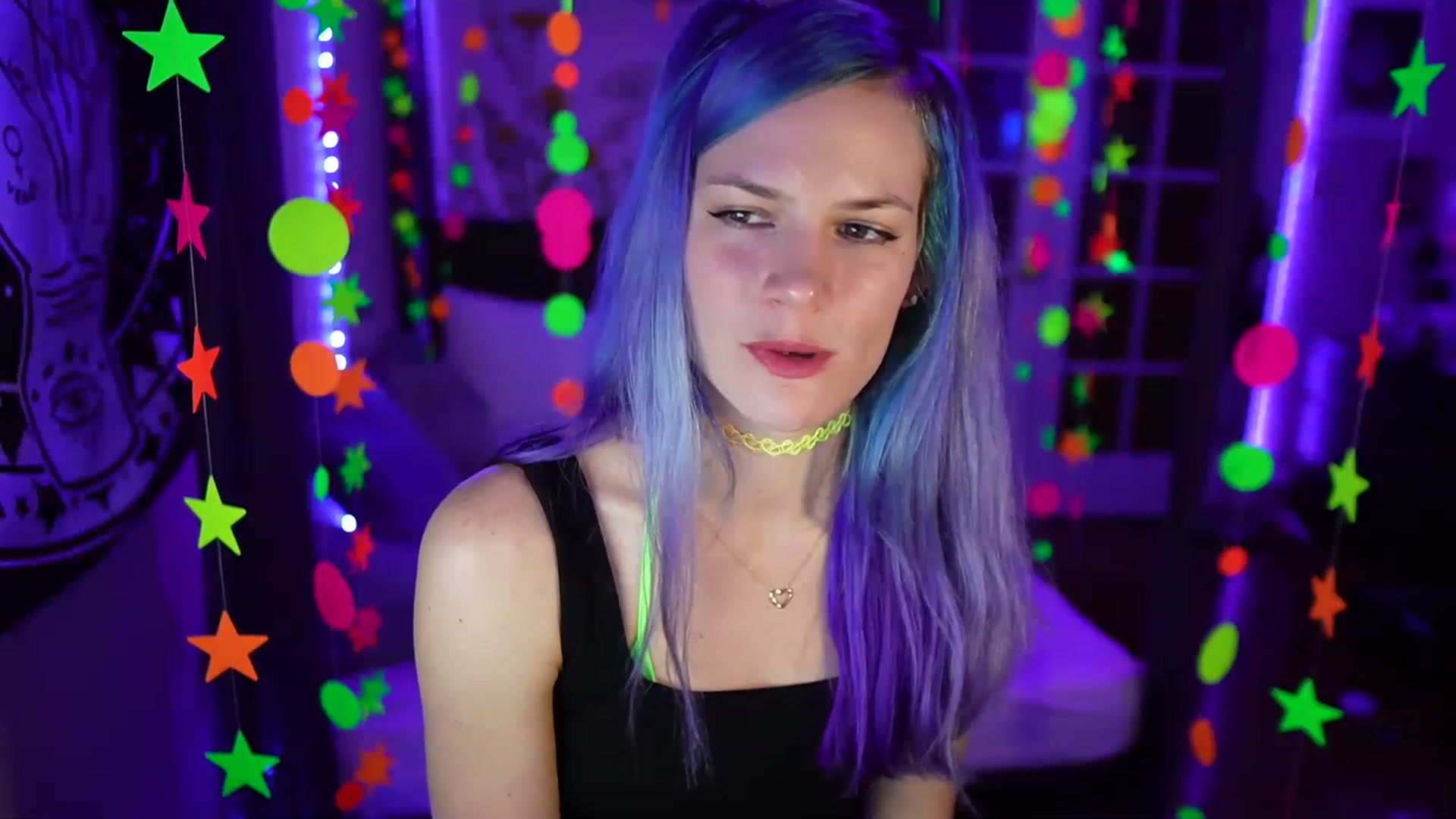 Gallery image thumbnail from Gia_Hill's myfreecams stream on, 04/01/2023, 02:46 image 4 of 20