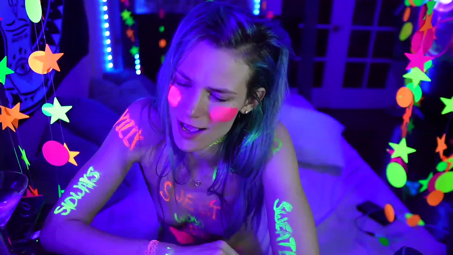 Gallery image thumbnail from Gia_Hill's myfreecams stream on, 04/01/2023, 10:24 image 12 of 20