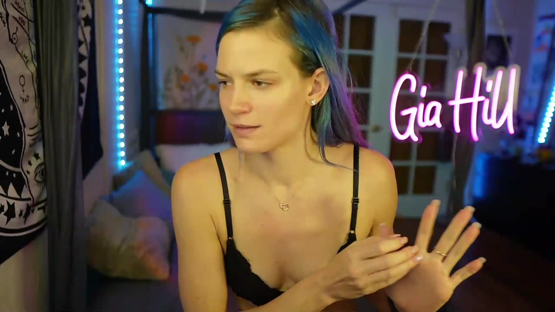 Gallery image thumbnail from Gia_Hill's myfreecams stream on, 04/04/2023, 01:58 image 13 of 20