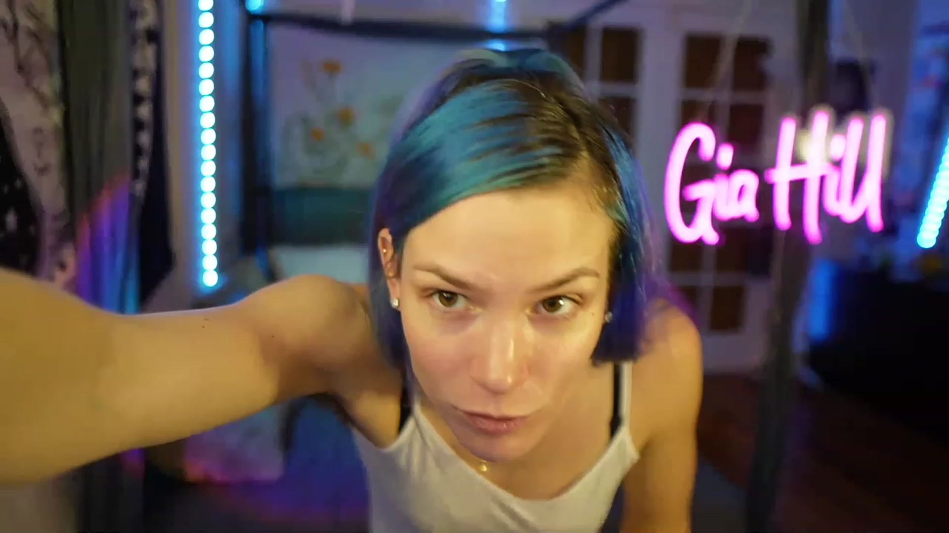 Gallery image thumbnail from Gia_Hill's myfreecams stream on, 04/04/2023, 01:58 image 2 of 20