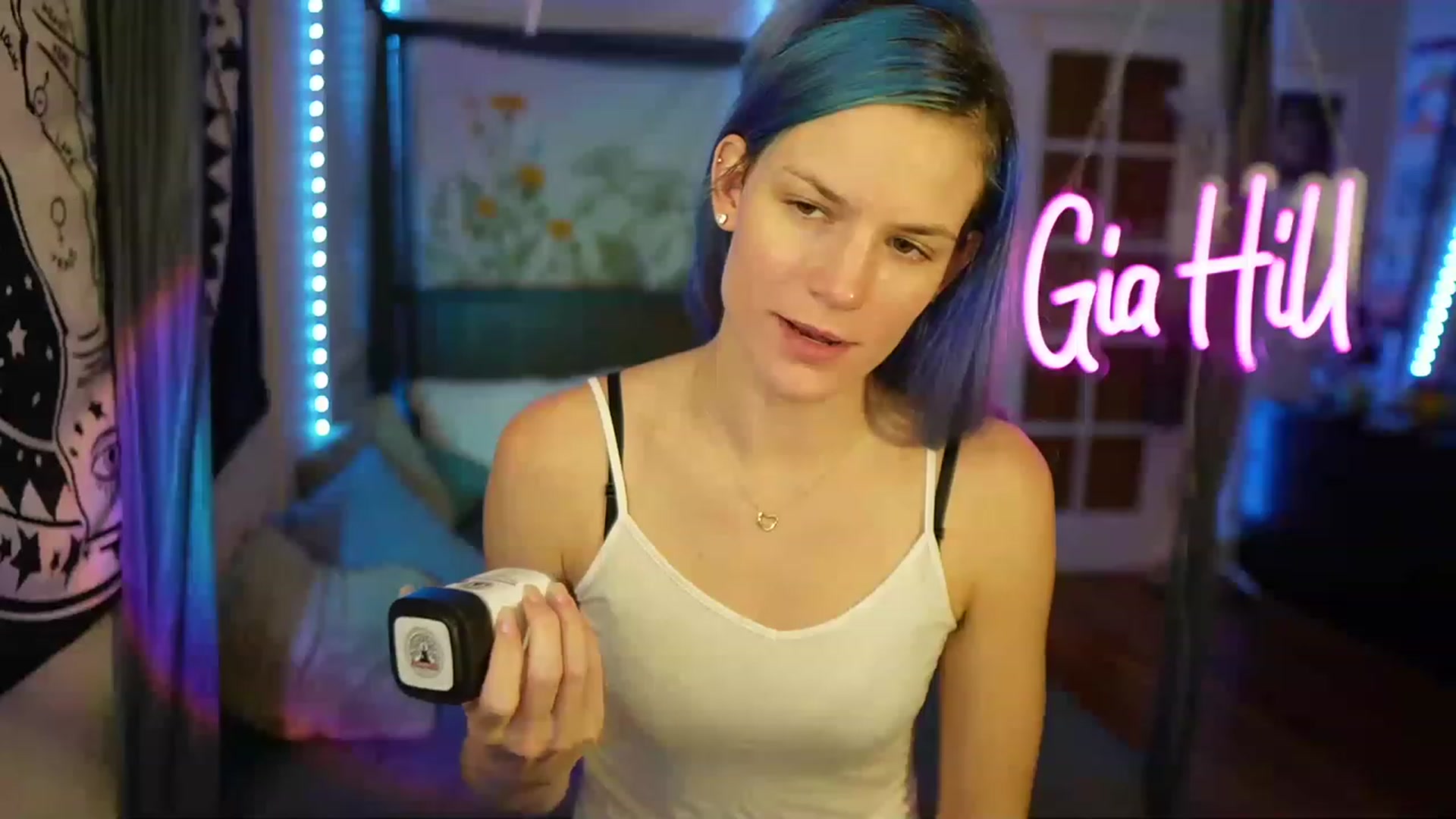 Gallery image thumbnail from Gia_Hill's myfreecams stream on, 04/04/2023, 01:58 image 4 of 20