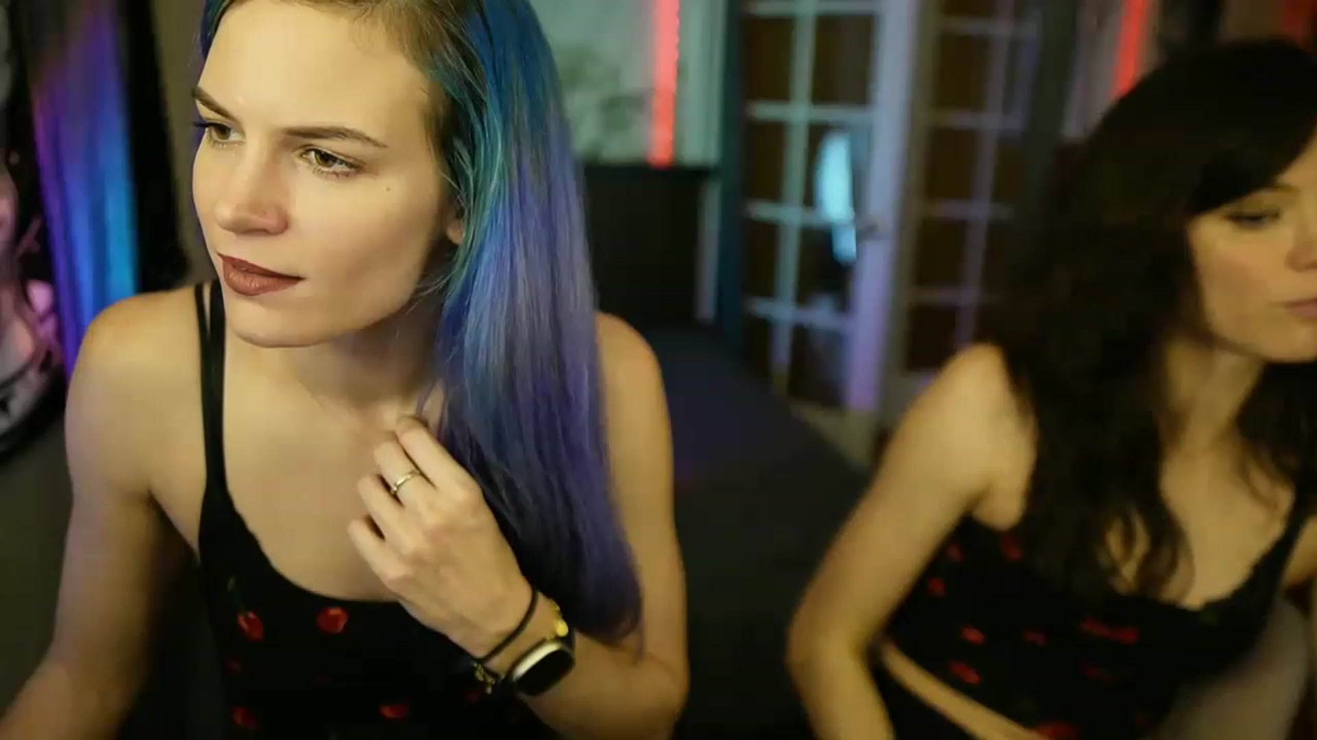 Gallery image thumbnail from Gia_Hill's myfreecams stream on, 04/06/2023, 23:42 image 7 of 20