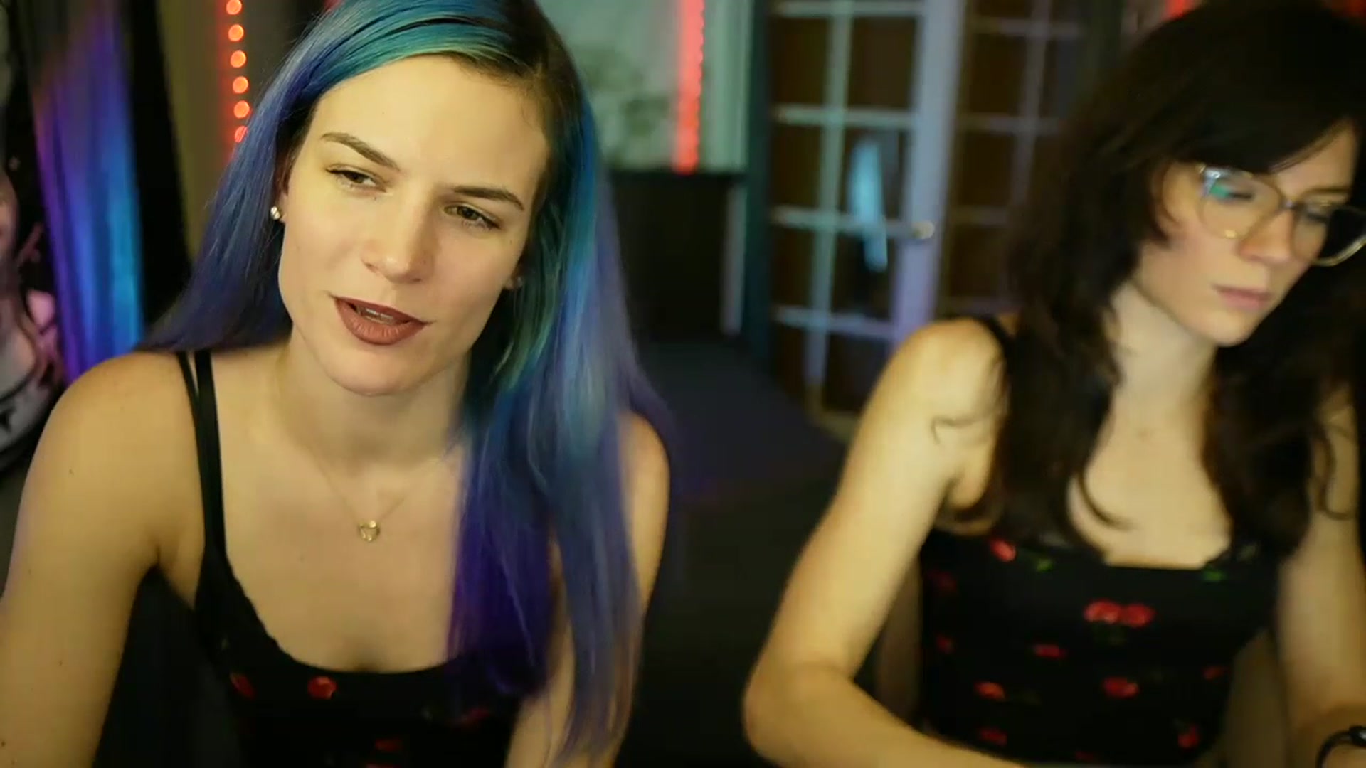 Gallery image thumbnail from Gia_Hill's myfreecams stream on, 04/06/2023, 23:42 image 17 of 20