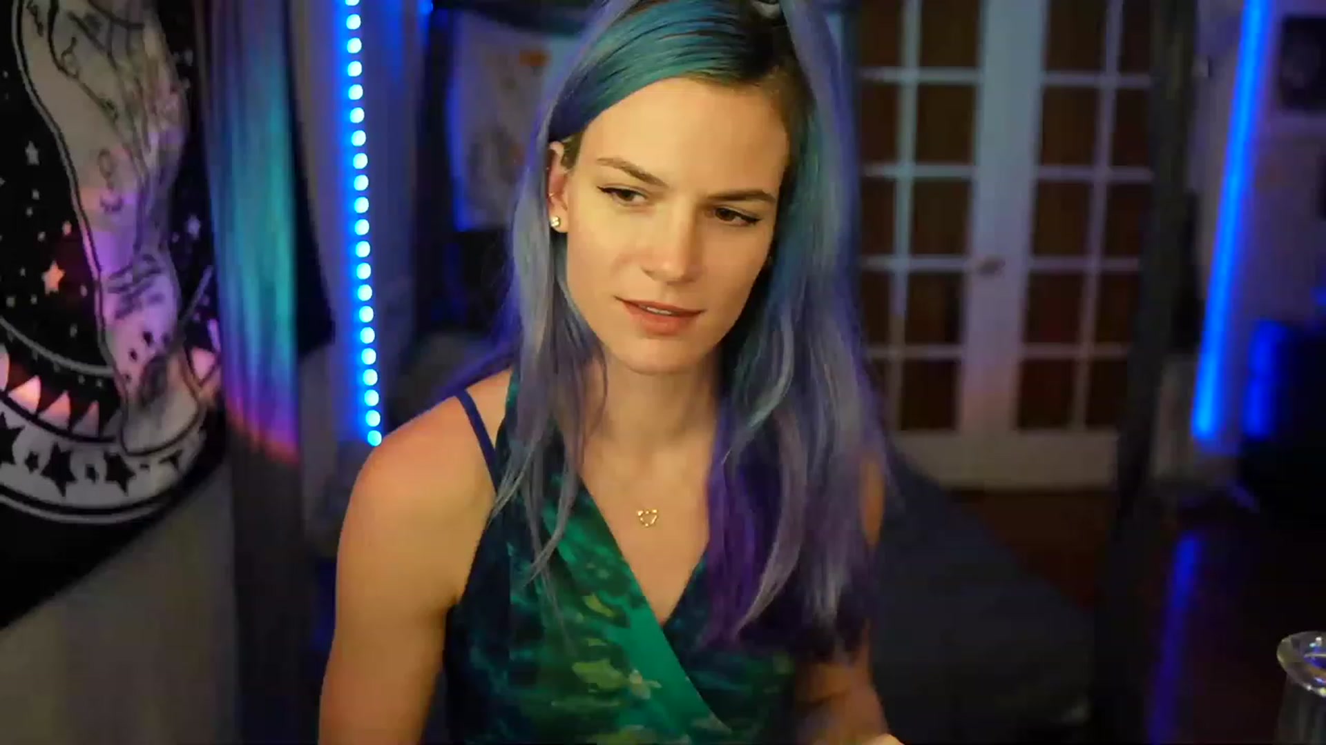 Gallery image thumbnail from Gia_Hill's myfreecams stream on, 04/08/2023, 03:38 image 3 of 20