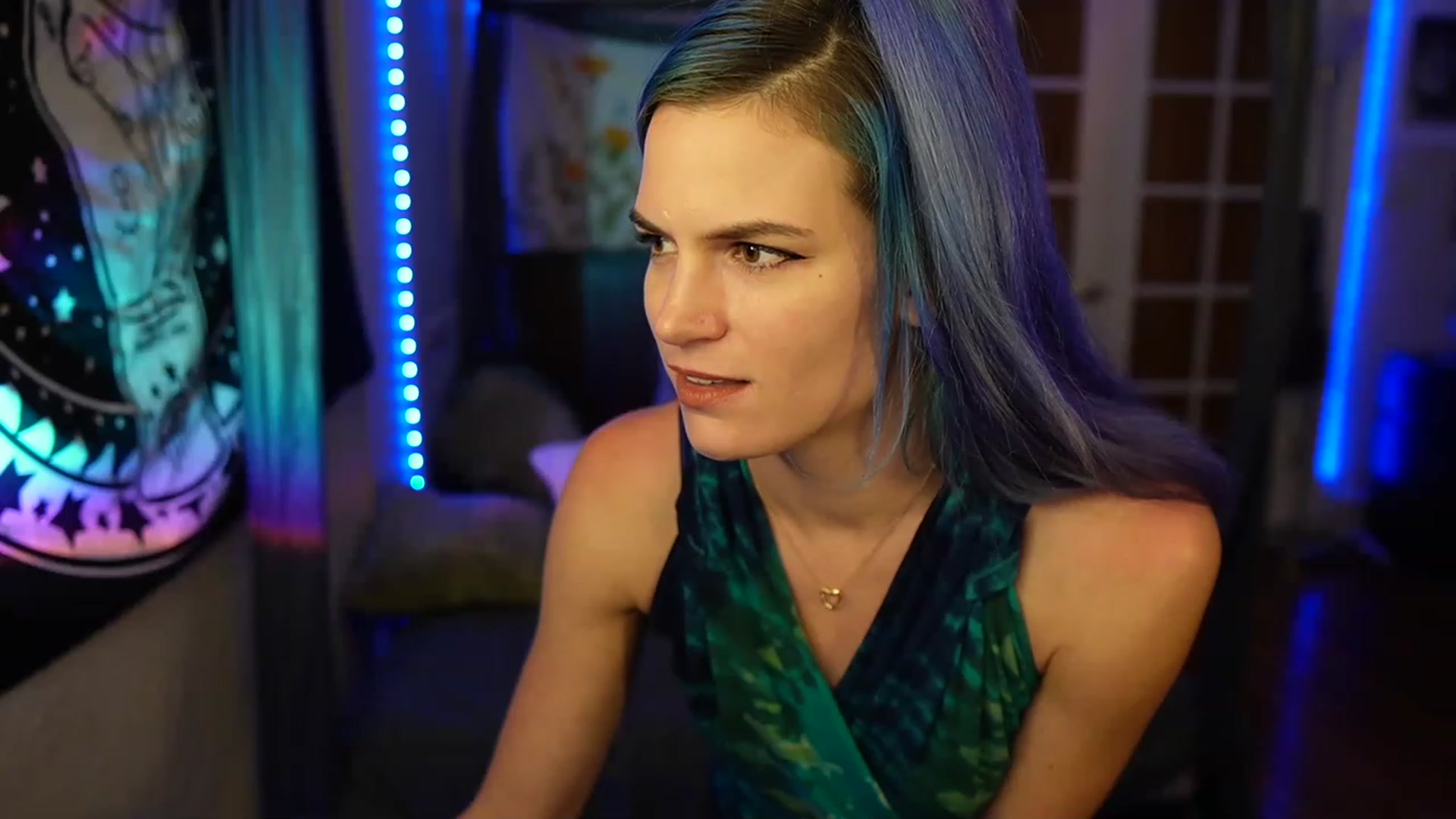 Gallery image thumbnail from Gia_Hill's myfreecams stream on, 04/08/2023, 03:38 image 10 of 20