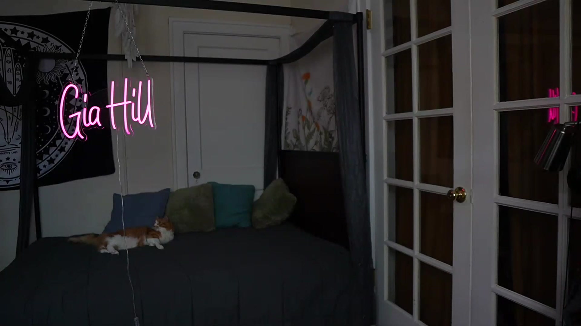 Gallery image thumbnail from Gia_Hill's myfreecams stream on, 04/09/2023, 22:15 image 12 of 20