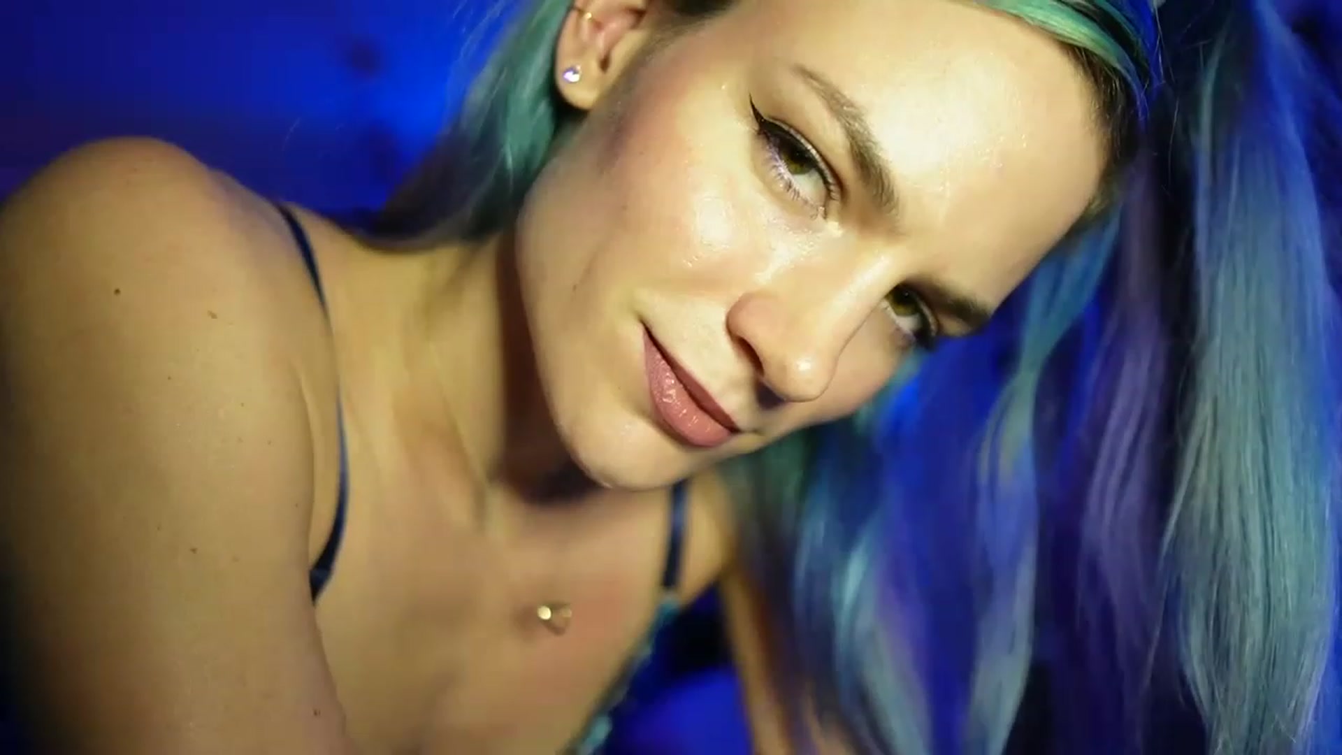 Gallery image thumbnail from Gia_Hill's myfreecams stream on, 04/15/2023, 02:17 image 9 of 20