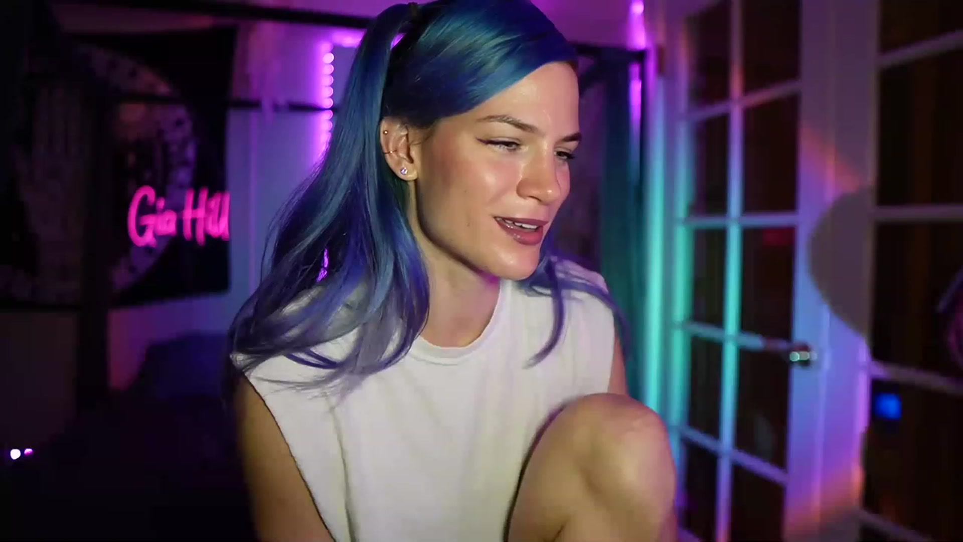 Gallery image thumbnail from Gia_Hill's myfreecams stream on, 04/16/2023, 02:18 image 3 of 20