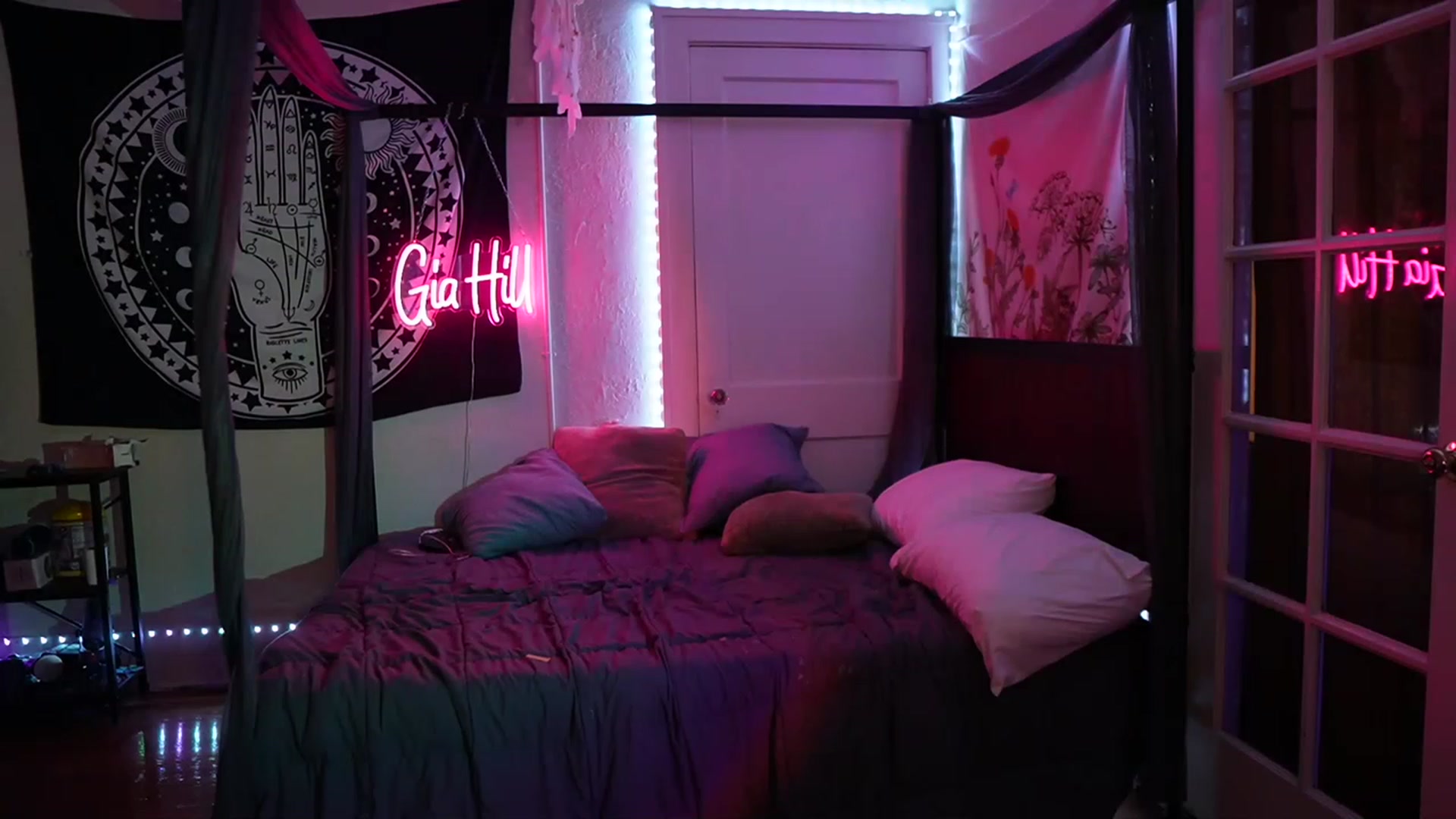Gallery image thumbnail from Gia_Hill's myfreecams stream on, 04/19/2023, 02:41 image 18 of 20