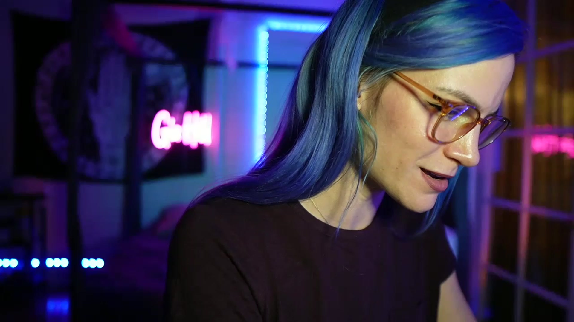 Gallery image thumbnail from Gia_Hill's myfreecams stream on, 04/20/2023, 24:39 image 13 of 20