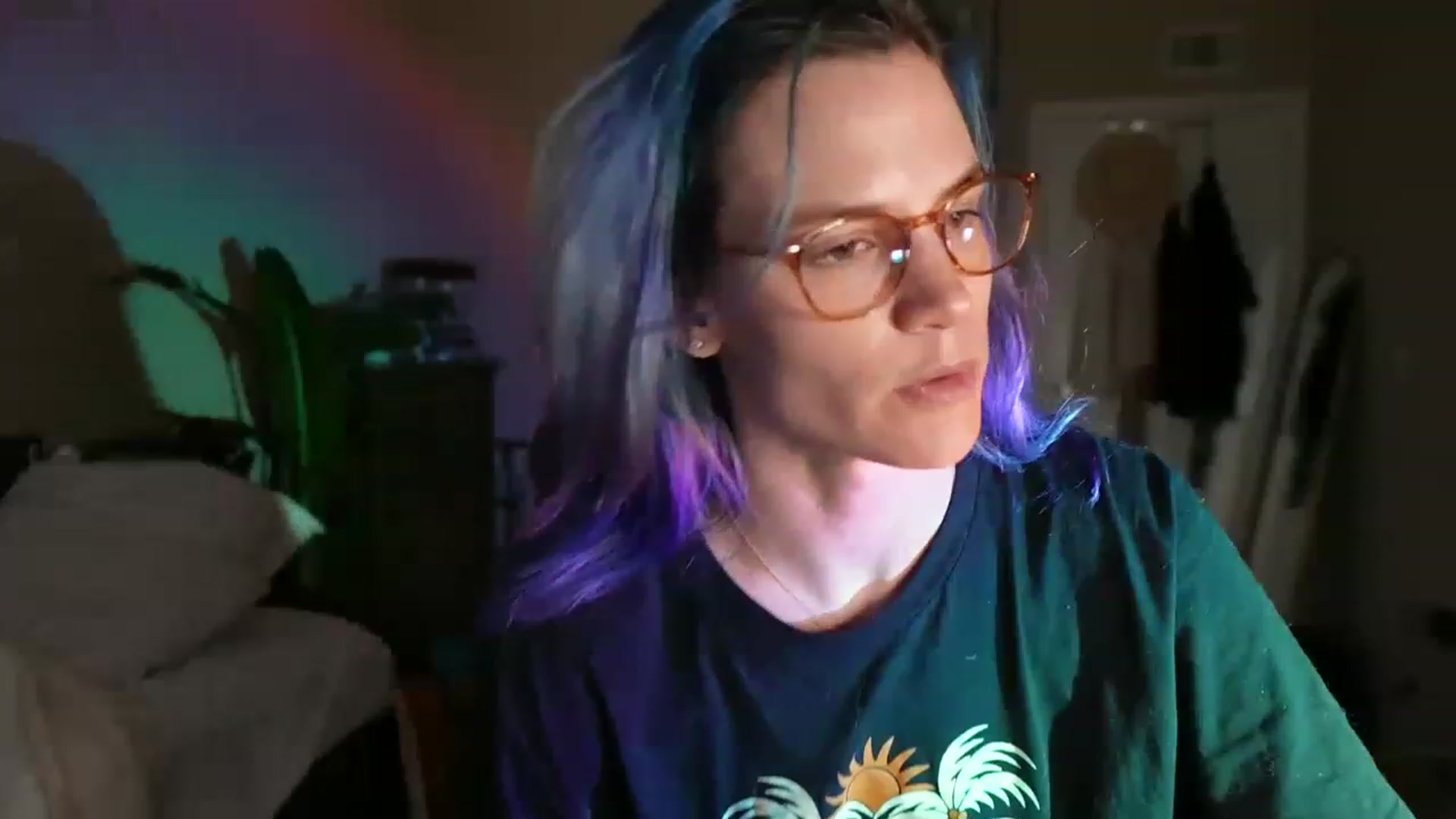 Gallery image thumbnail from Gia_Hill's myfreecams stream on, 04/22/2023, 24:15 image 17 of 20