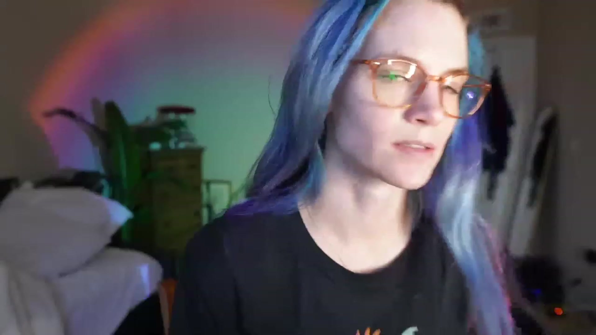 Gallery image thumbnail from Gia_Hill's myfreecams stream on, 04/22/2023, 24:15 image 15 of 20