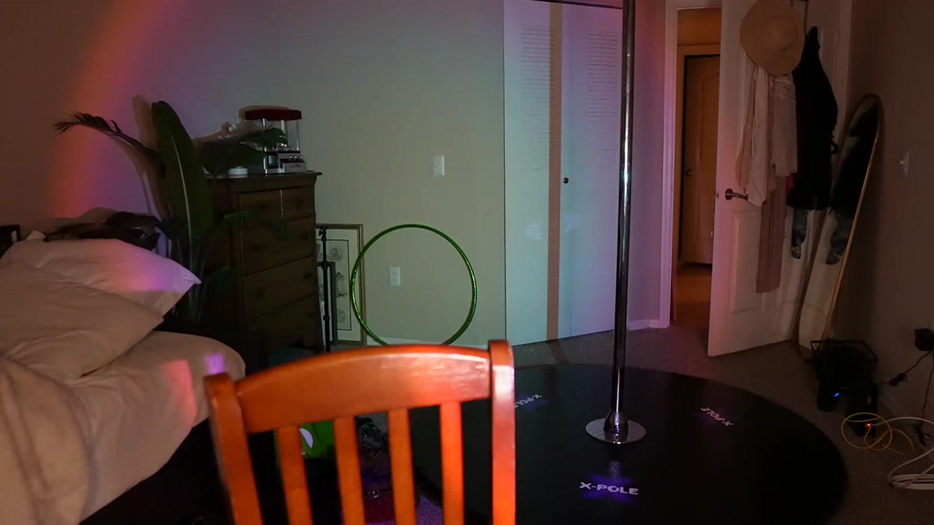 Gallery image thumbnail from Gia_Hill's myfreecams stream on, 04/22/2023, 01:29 image 20 of 20