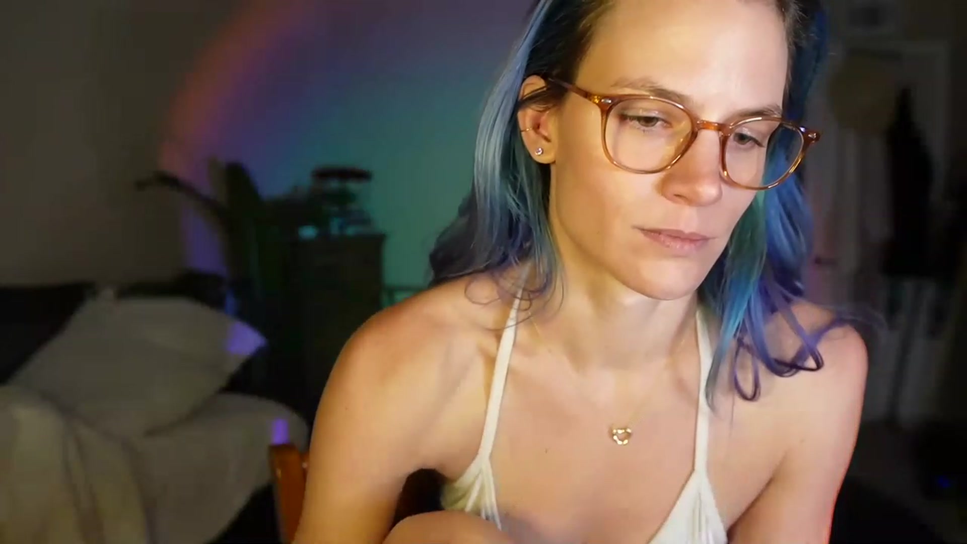 Gallery image thumbnail from Gia_Hill's myfreecams stream on, 04/22/2023, 01:29 image 17 of 20