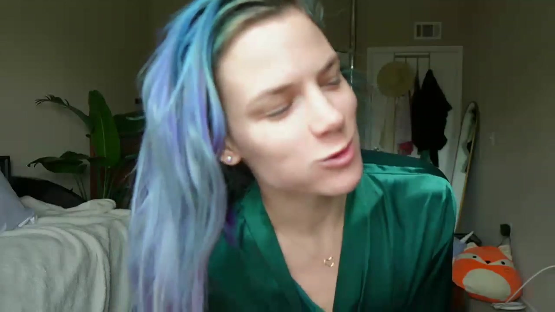 Gallery image thumbnail from Gia_Hill's myfreecams stream on, 04/22/2023, 16:59 image 18 of 20