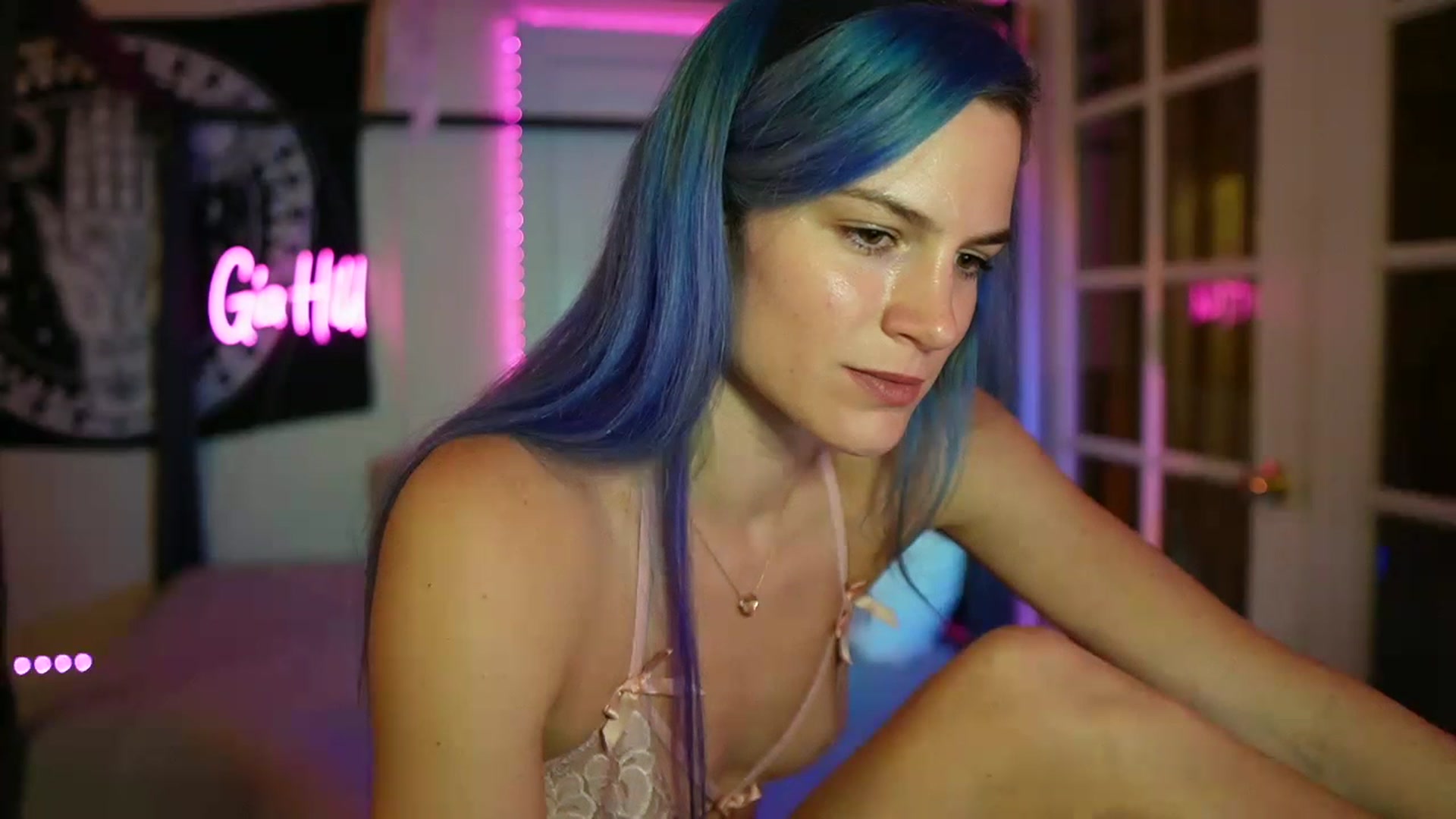 Gallery image thumbnail from Gia_Hill's myfreecams stream on, 04/25/2023, 01:51 image 20 of 20